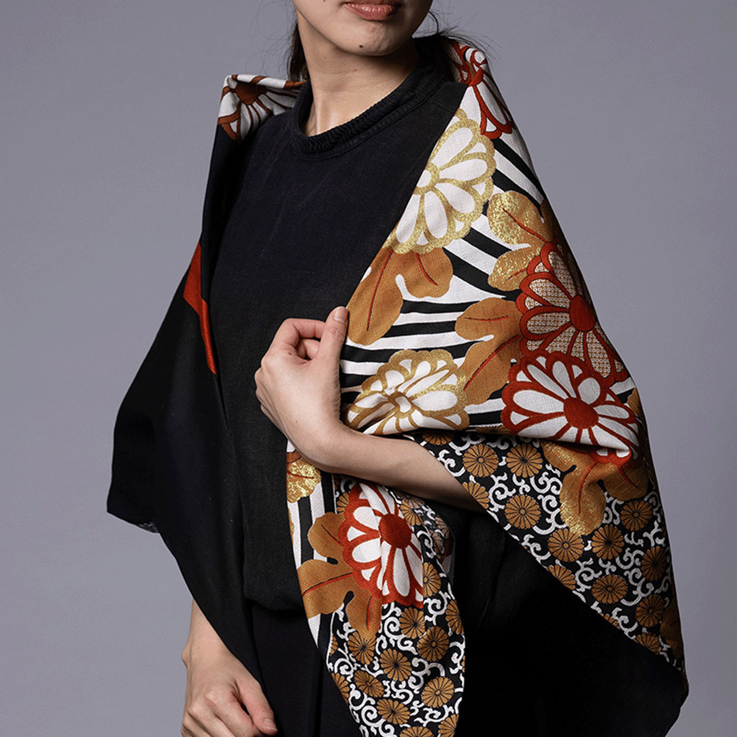 風呂敷120cm 雪月花 菊に流水小袖クロ - 画像6