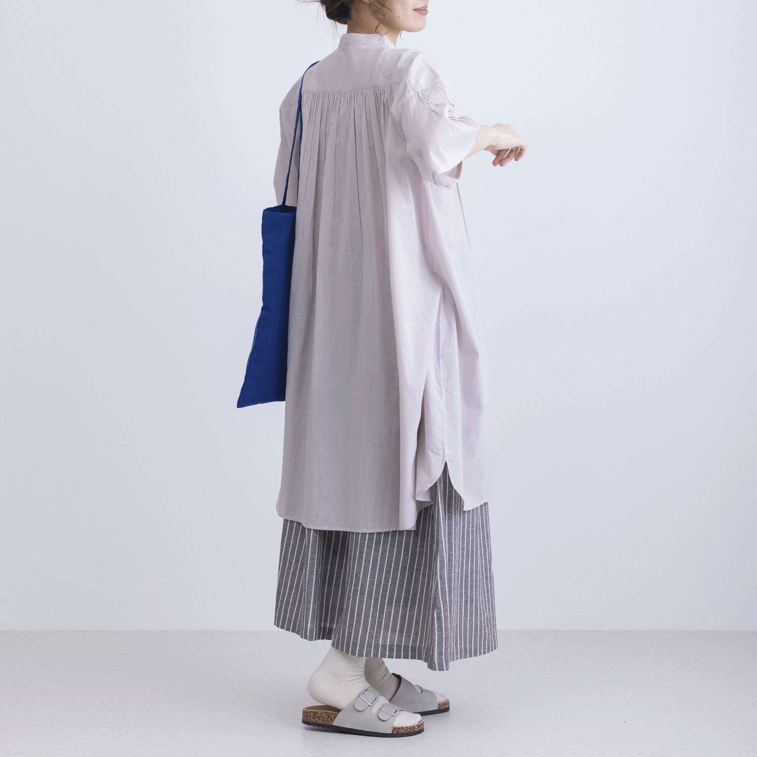 フロントタック5分袖前開きワンピース - 画像4