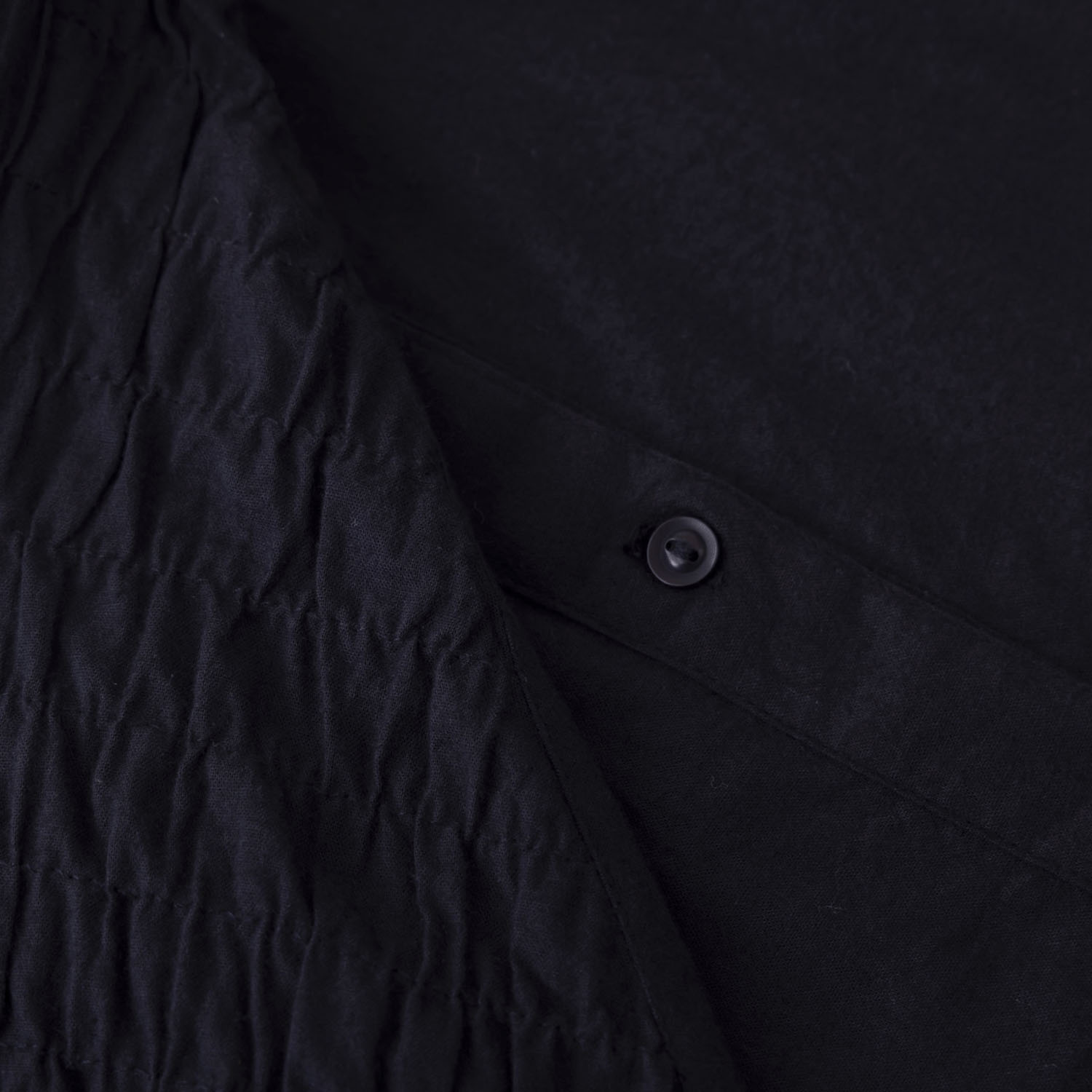 肩シャーリング無地シャツブラウス - 画像9