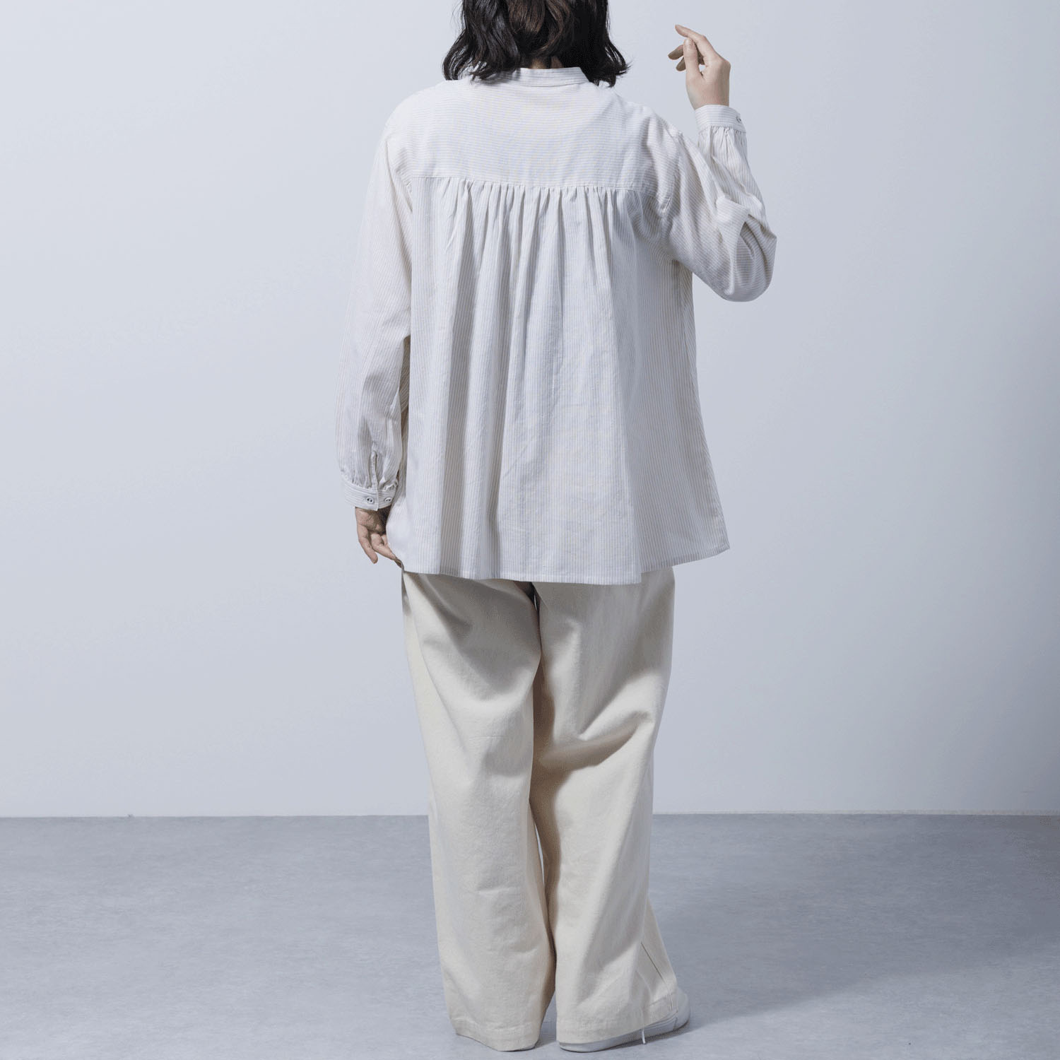 ストライプ柄前開きブラウス - 画像9