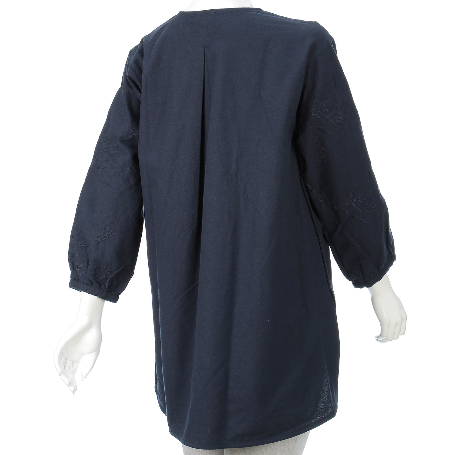 cloudnine ノンノ  先染コットンフランネル無地 裾前後差つき 袖刺繍チュニック - 画像6