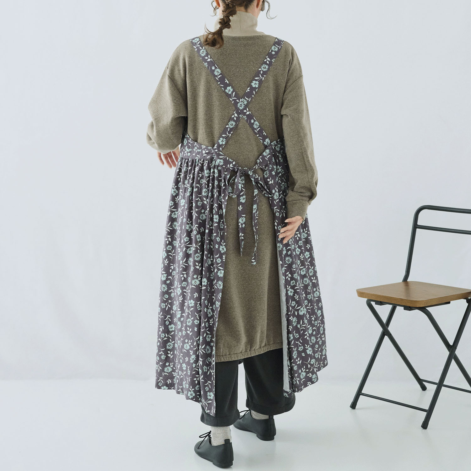 cloudnine ノンノ 花柄プリントワンピースエプロン - 画像4