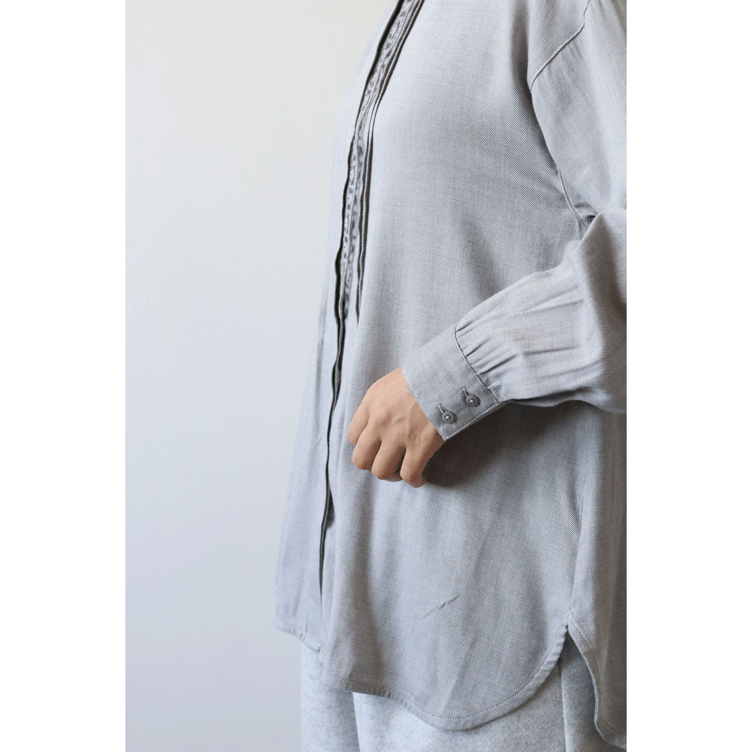 cloudnine ノンノ 前立てレース付長袖ブラウス - 画像7