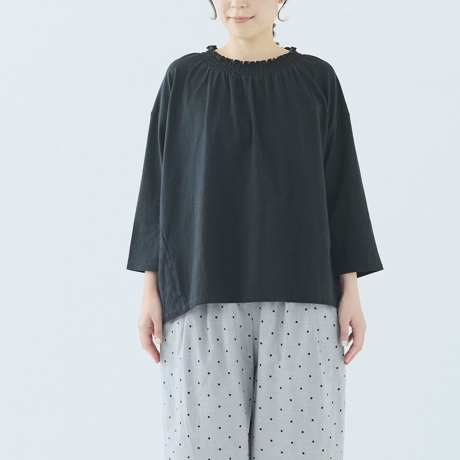 ノンノ カットソー コットン天竺無地＋コットン刺繍生地 - 画像2