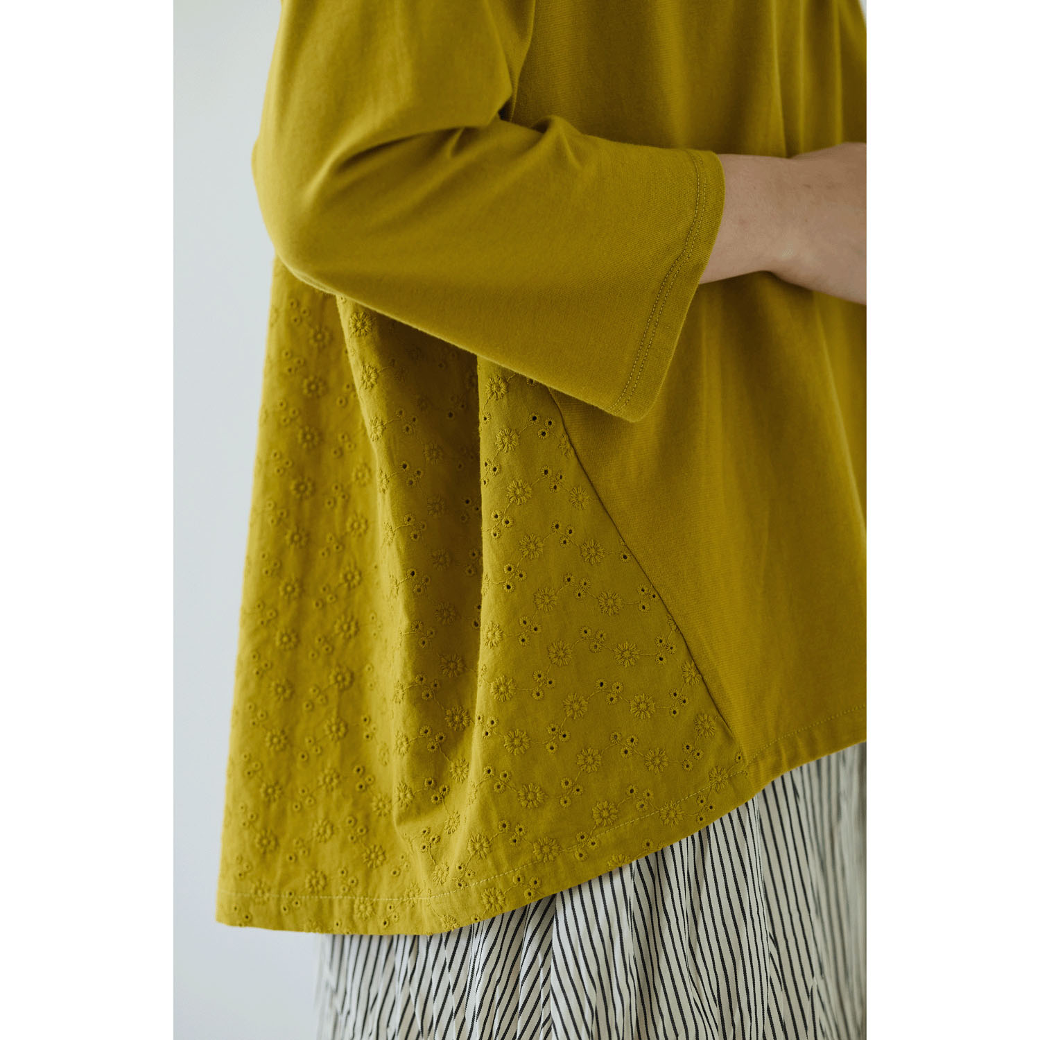 ノンノ カットソー コットン天竺無地＋コットン刺繍生地 - 画像12