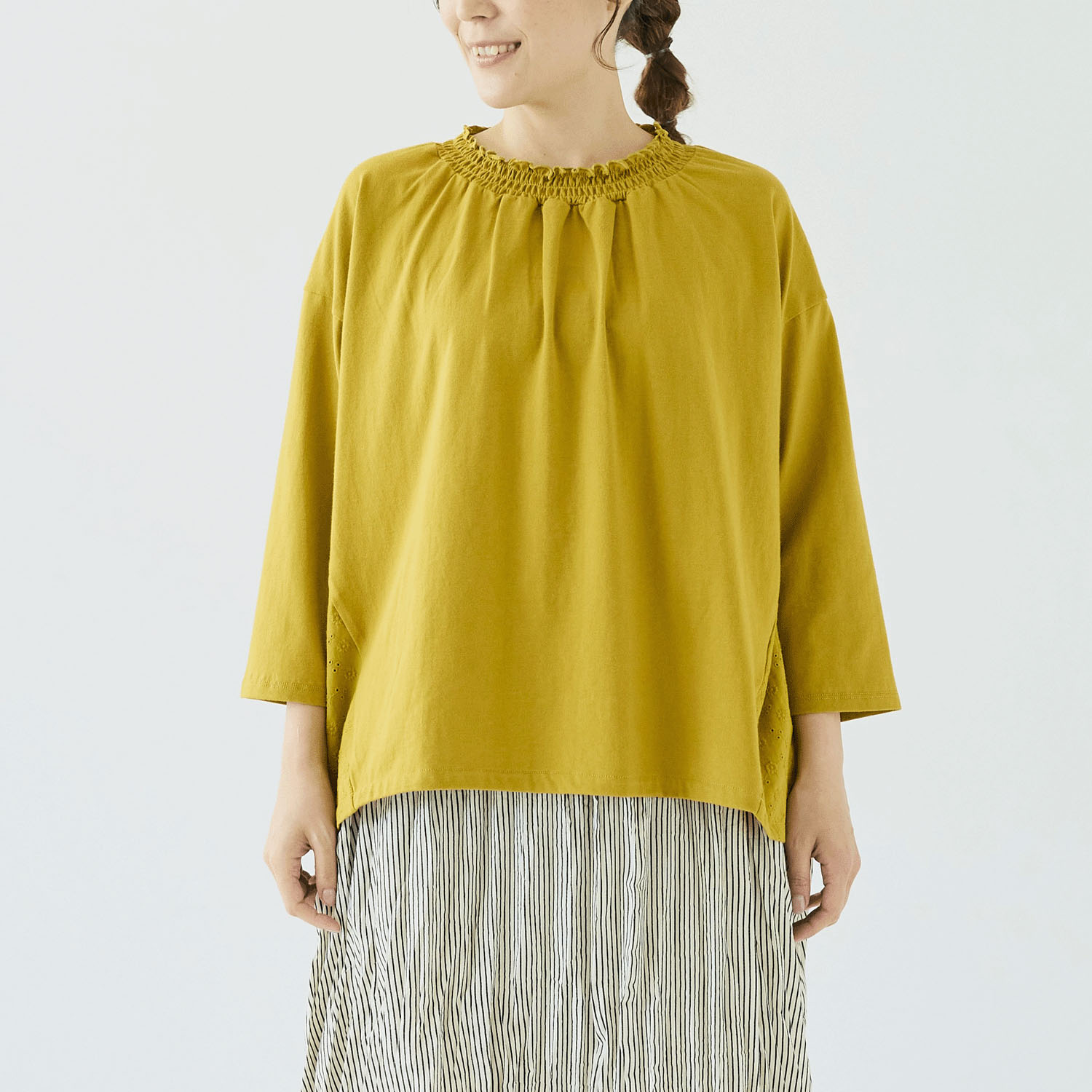 ノンノ カットソー コットン天竺無地＋コットン刺繍生地