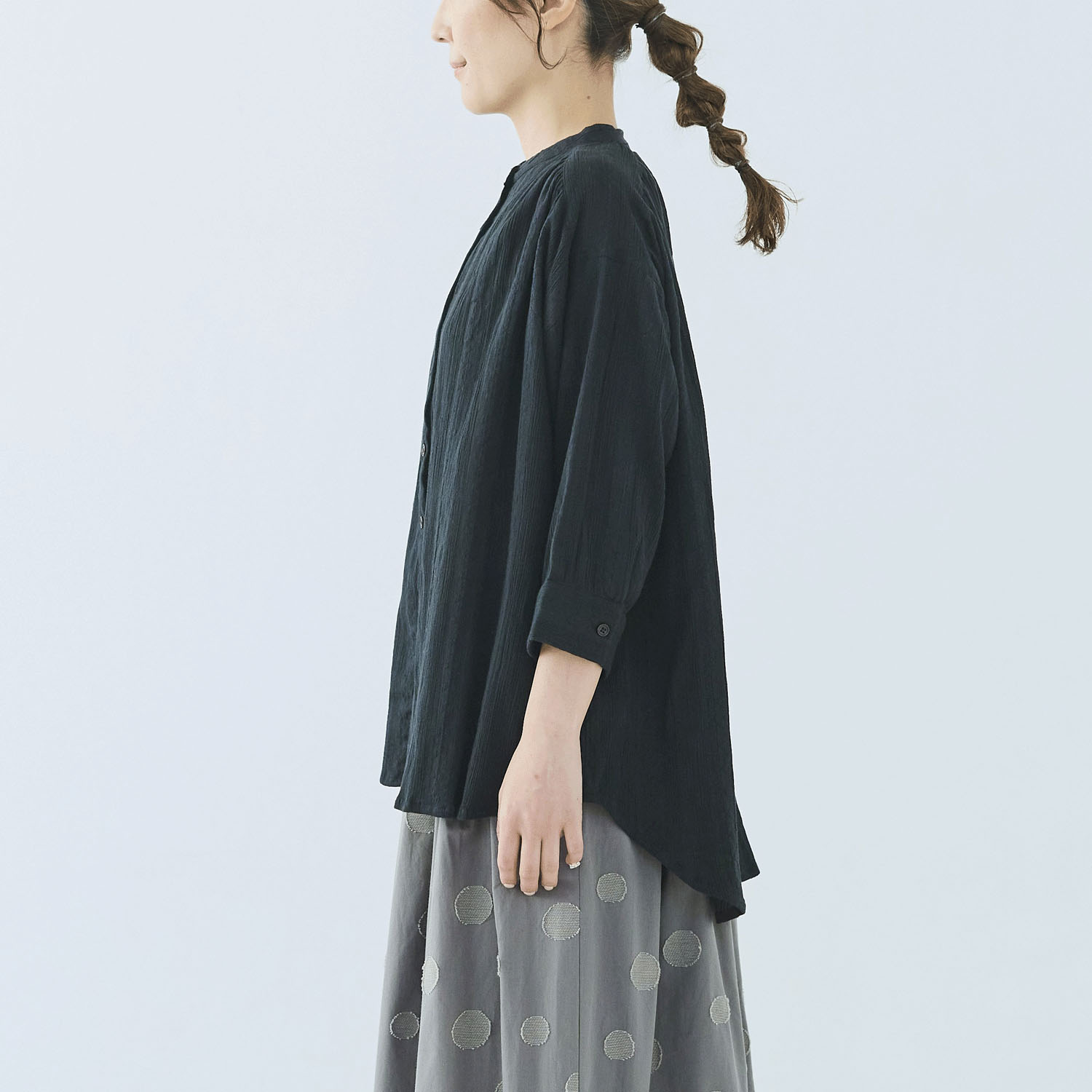 ノンノ ブラウス コットンクレープフラワーモチーフジャガード無地 - 画像4