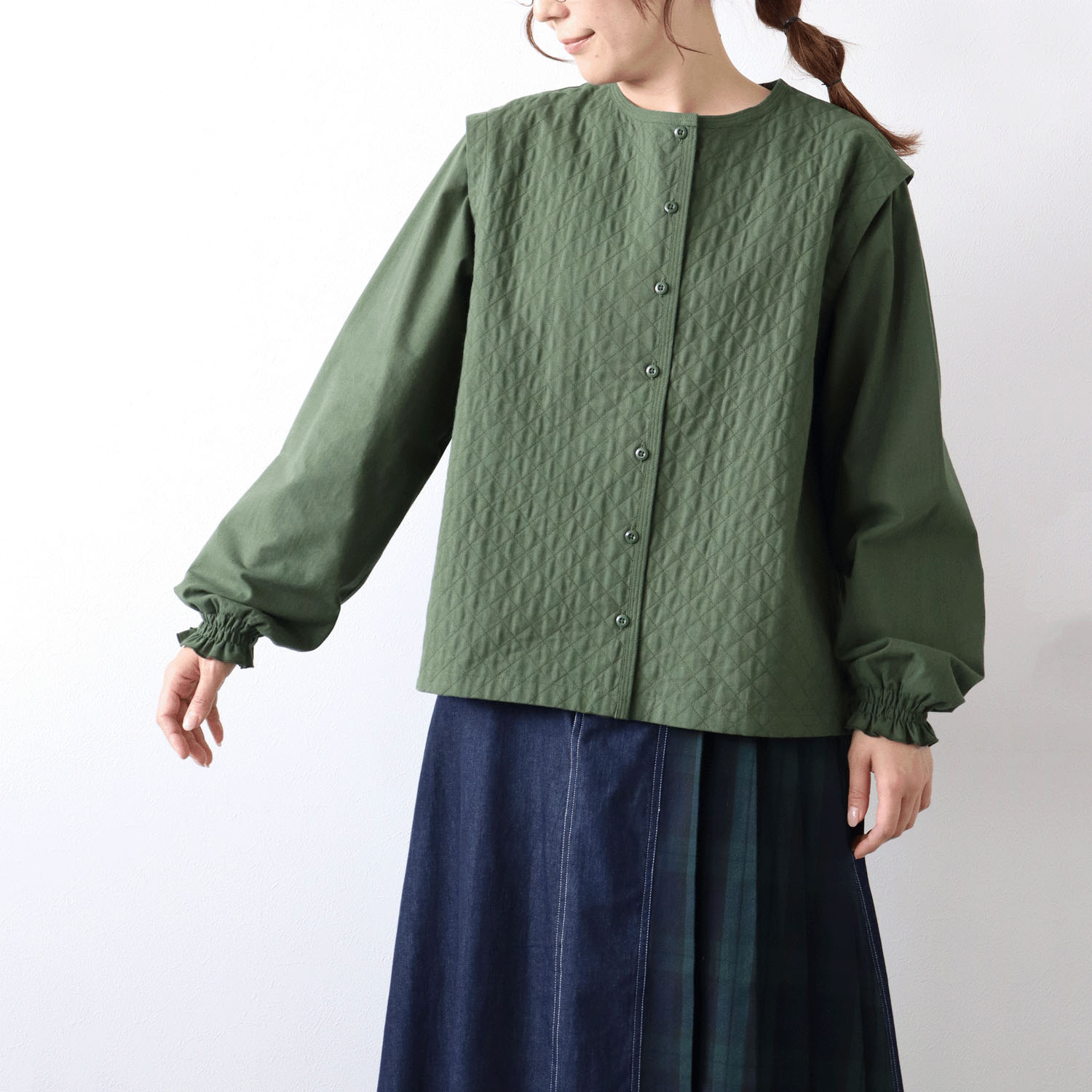 ノンノ コットン布帛キルティングステッチ入りブラウス - 画像14