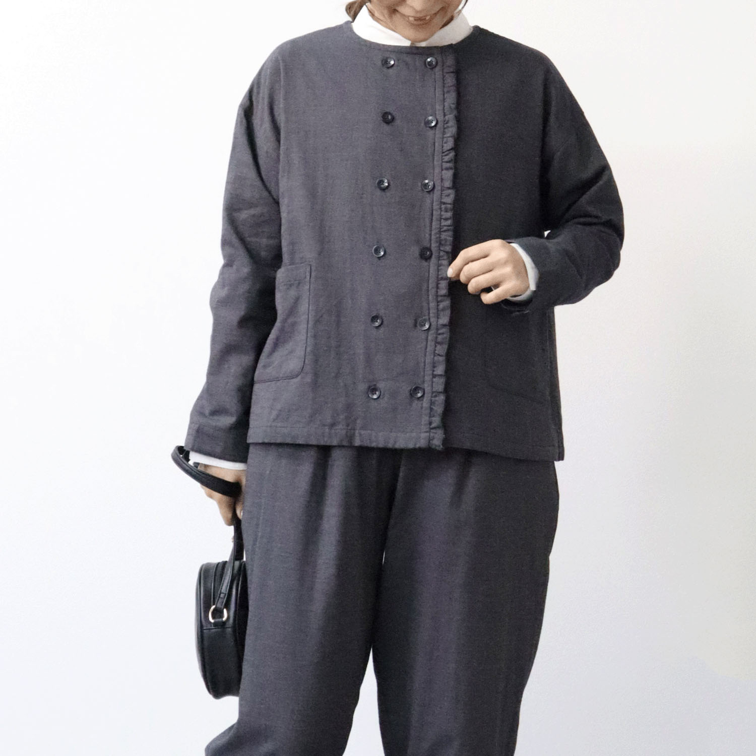 cloudnine ノンノ 前開きフリル付きダブルボタンジャケット - 画像10