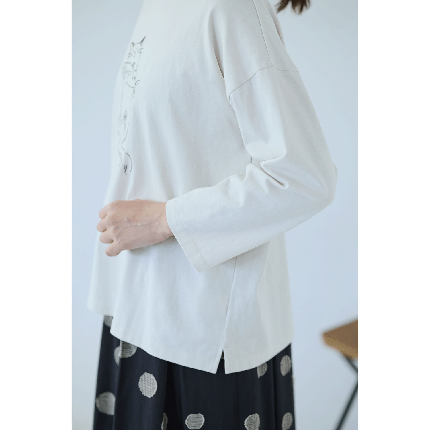 cloudnine ノンノ ネコ刺繍入りカットソー - 画像6