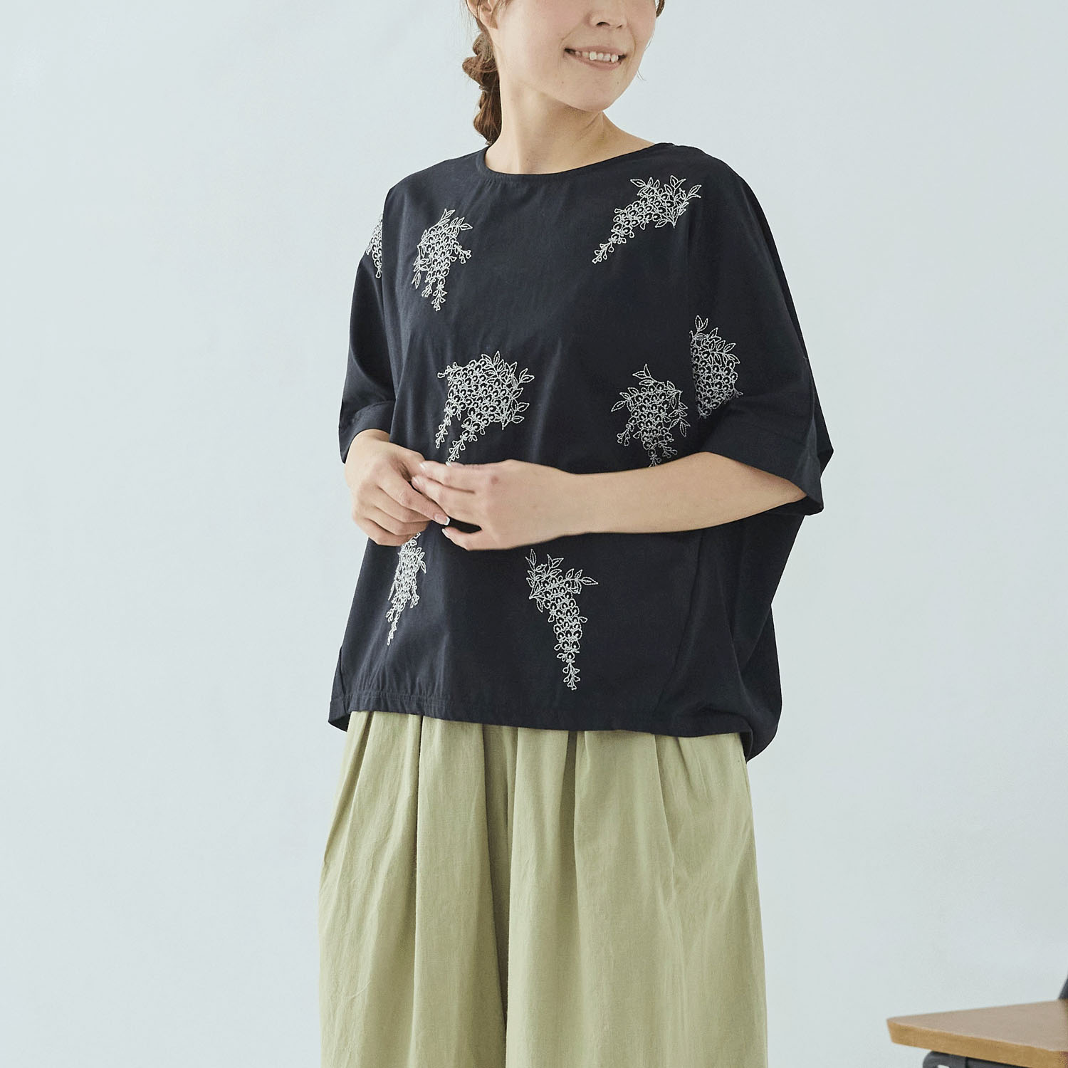 れんげ ノンノ 和花刺繍ドルマンブラウス