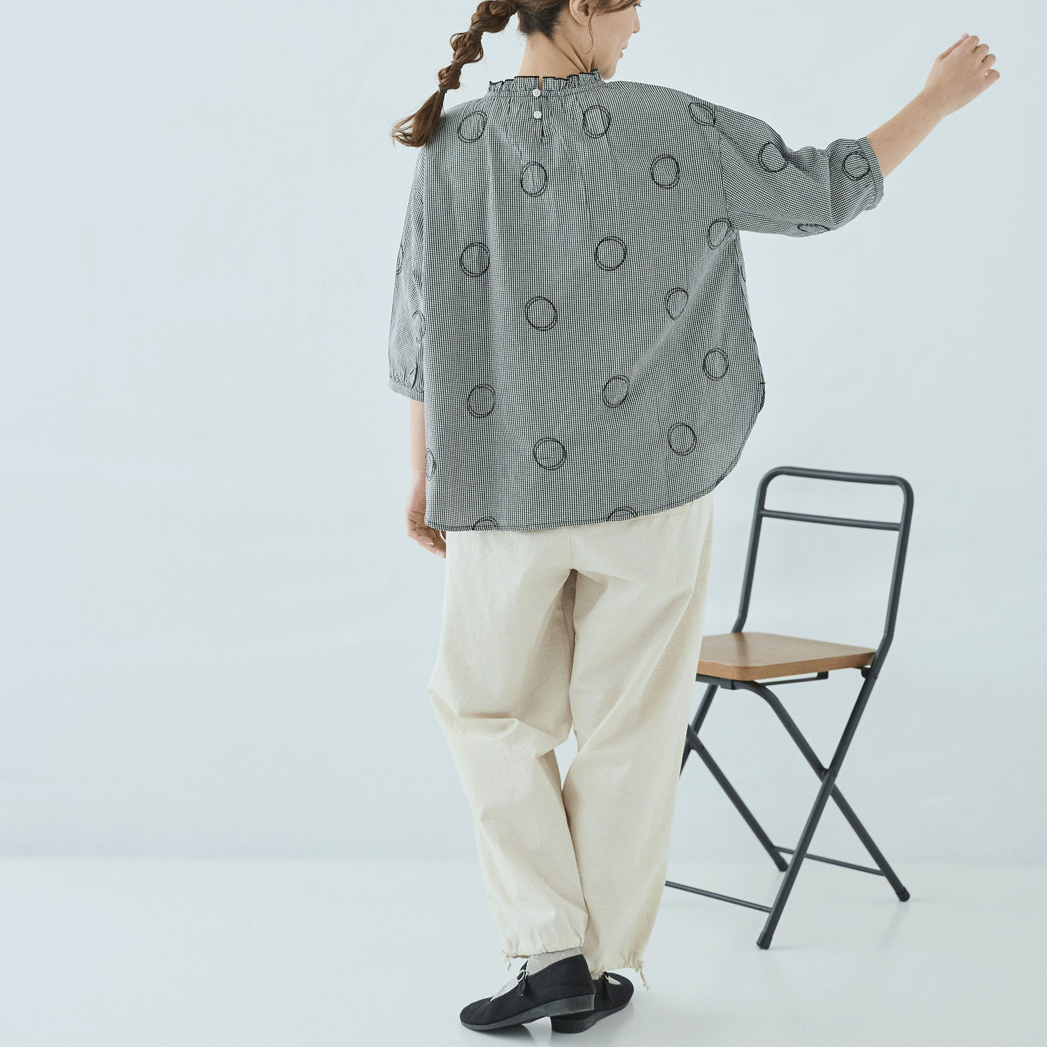 cloudnine サークル刺繍が映える コットンブラウス - 画像18