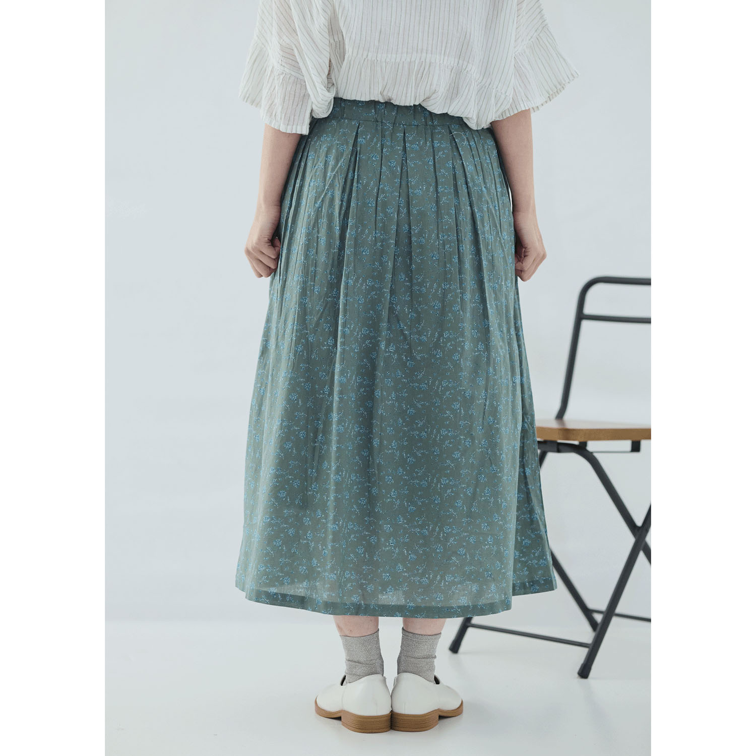 cloudnine 60キャンブリック花柄pt8分丈スカート - 画像9