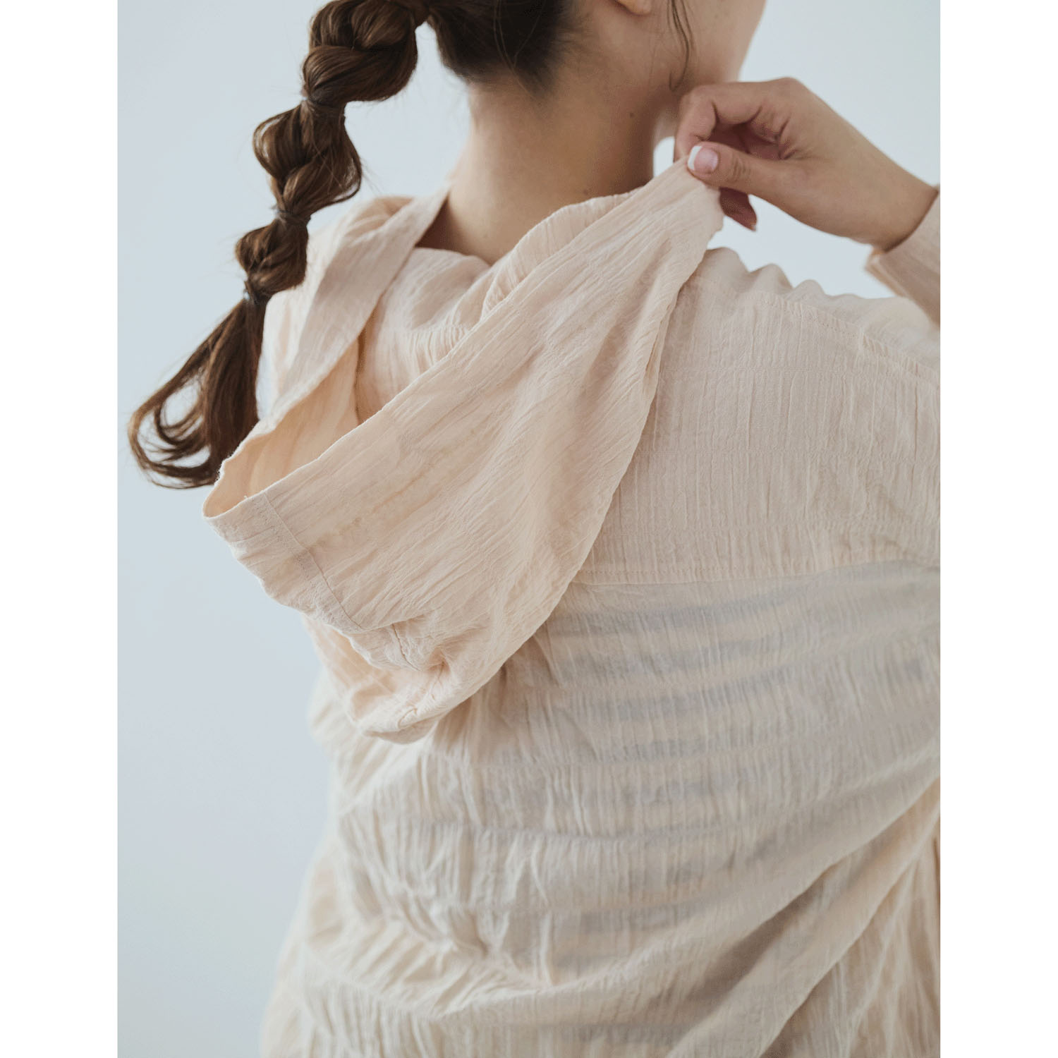 cloudnine 先染めC／Pu布帛無地フード付きアウター - 画像15