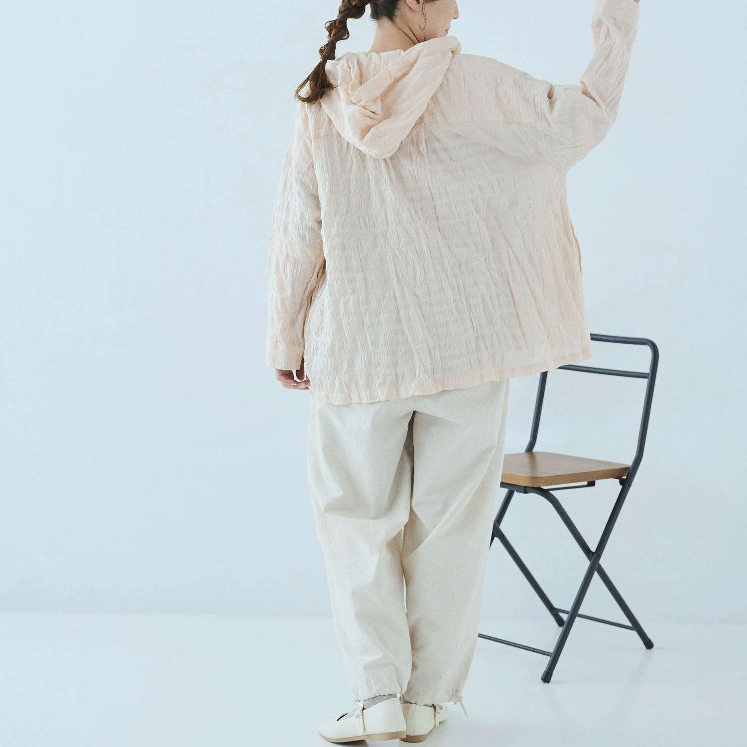 cloudnine 先染めC／Pu布帛無地フード付きアウター - 画像9