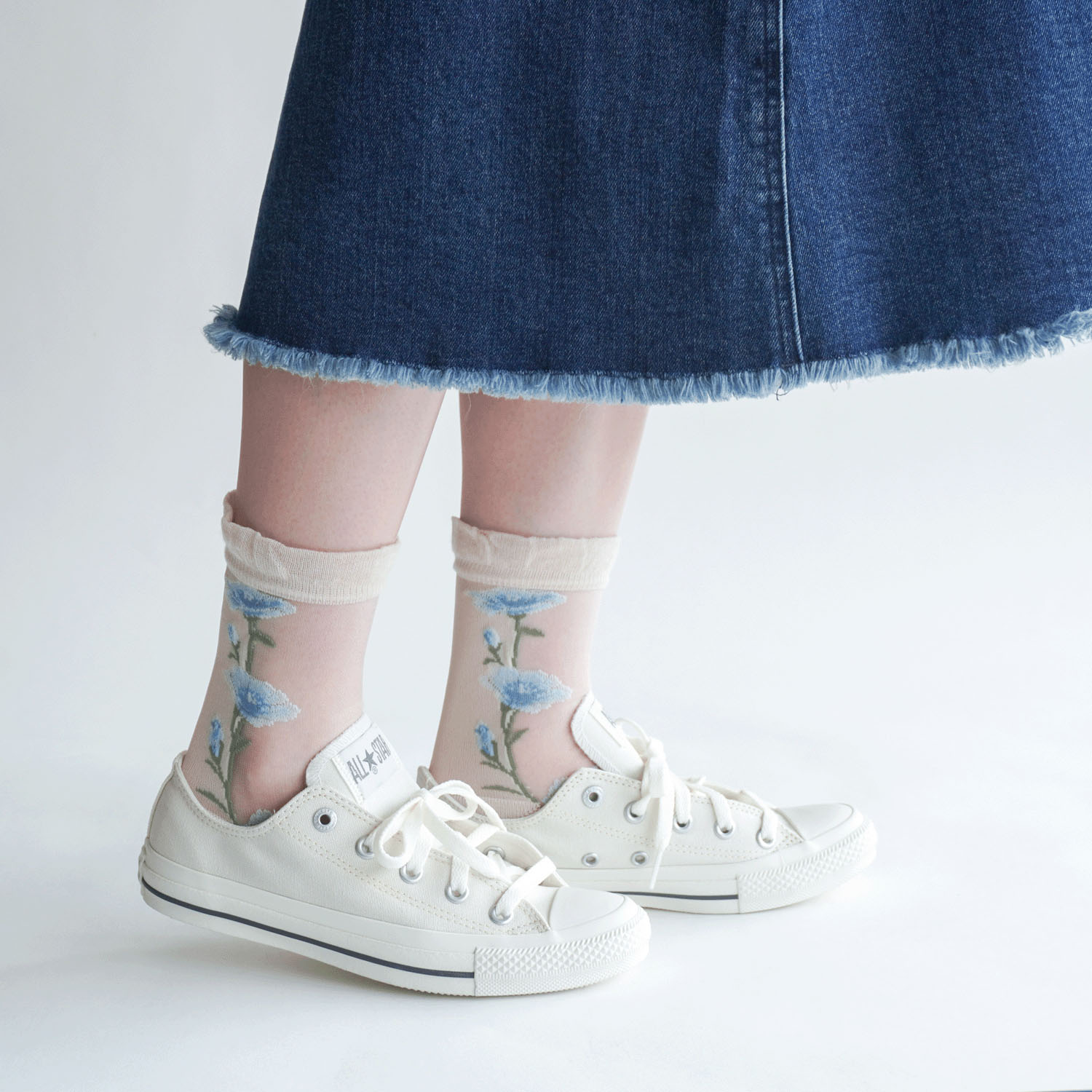 シースルーソックス 丈長  花柄（タチアオイ） - 画像3