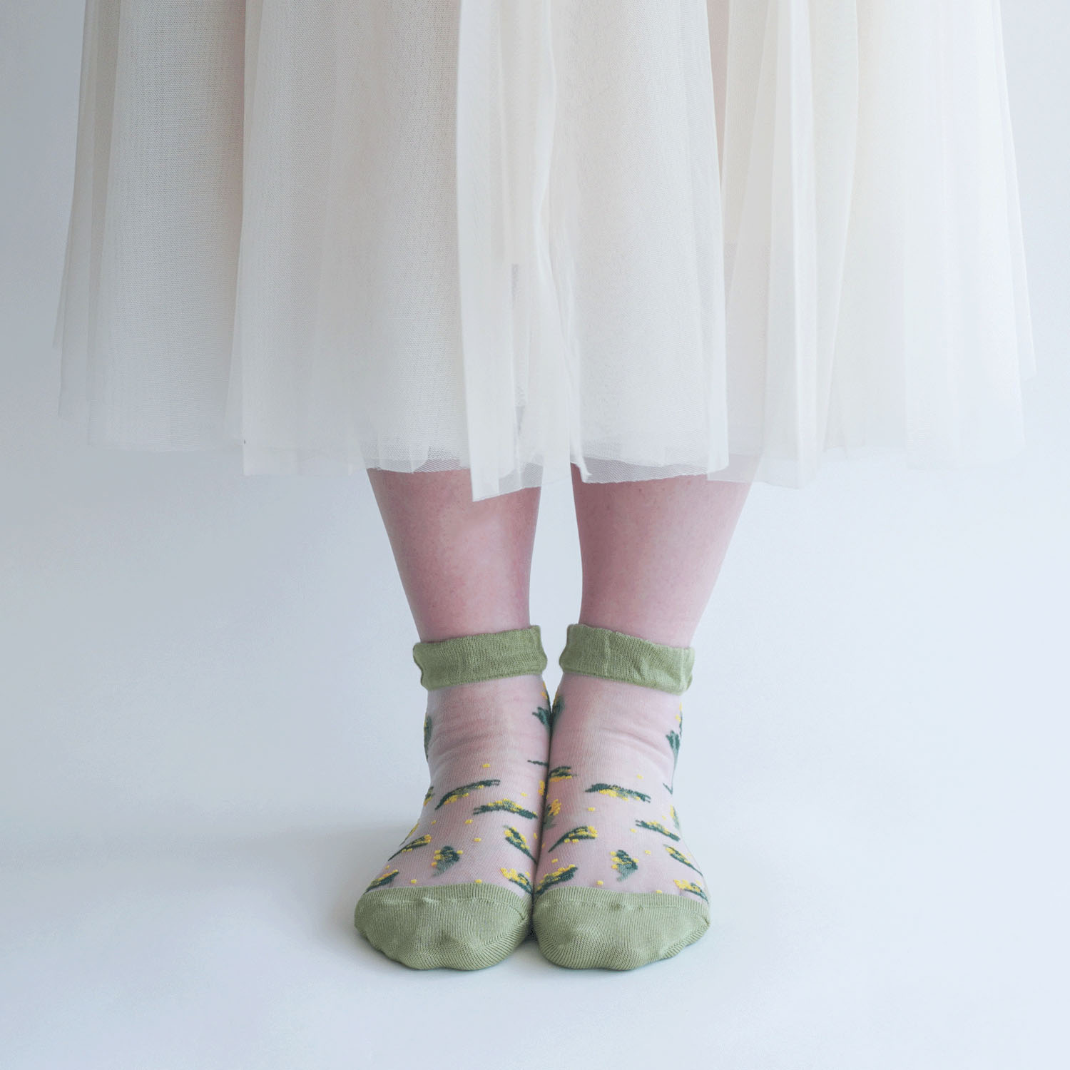 シースルーソックス クルー丈 ミモザ柄 - 画像6