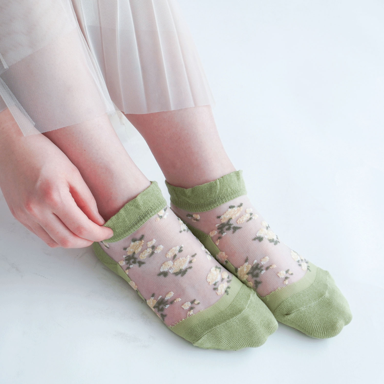 シースルーソックス ショート丈 バラブーケ柄 - 画像14