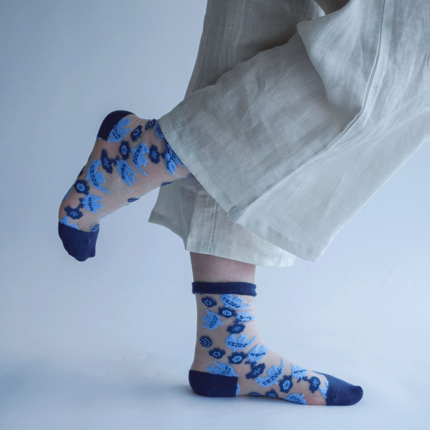 北欧調  鳥とお花総柄 シースルーソックス - 画像21