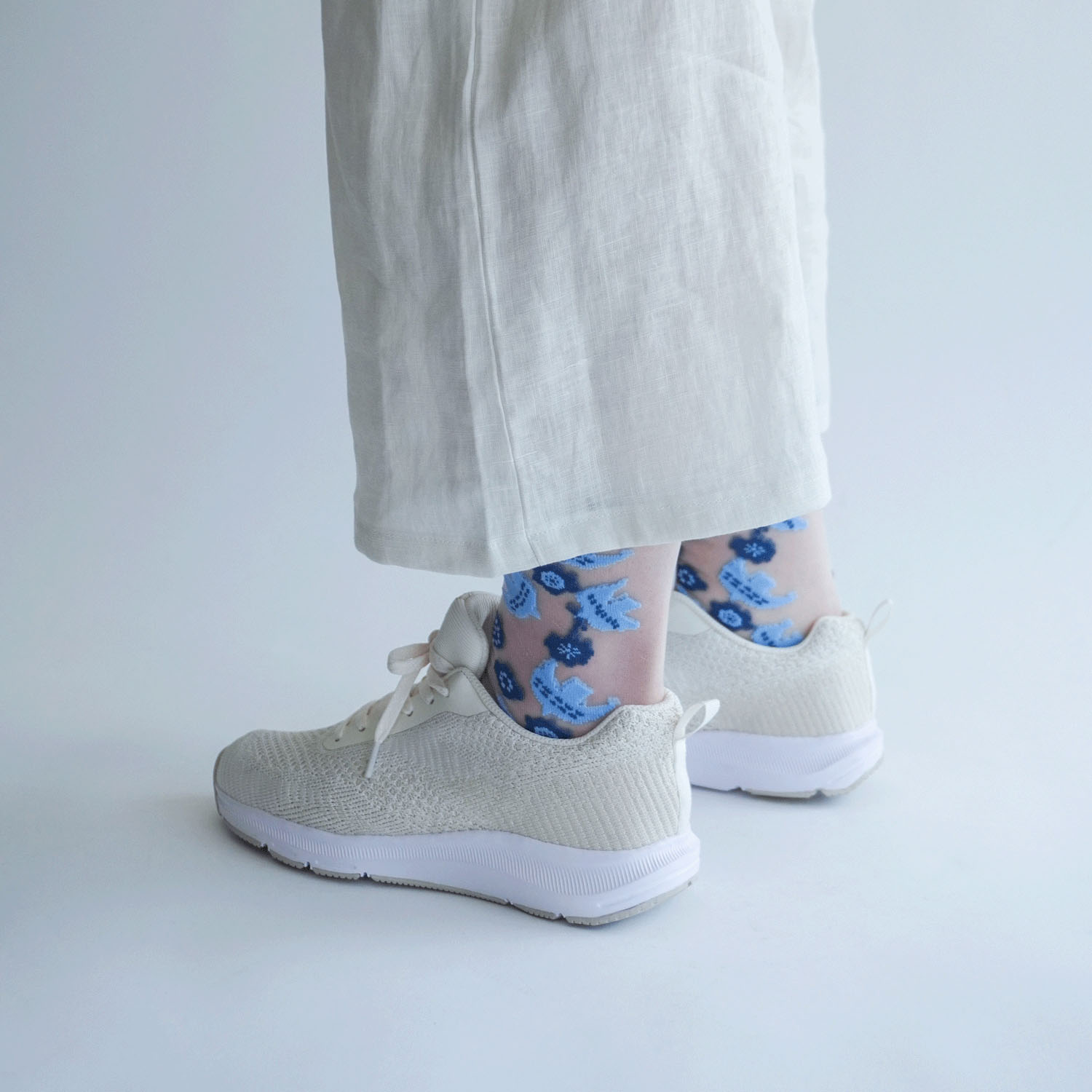 北欧調  鳥とお花総柄 シースルーソックス - 画像24