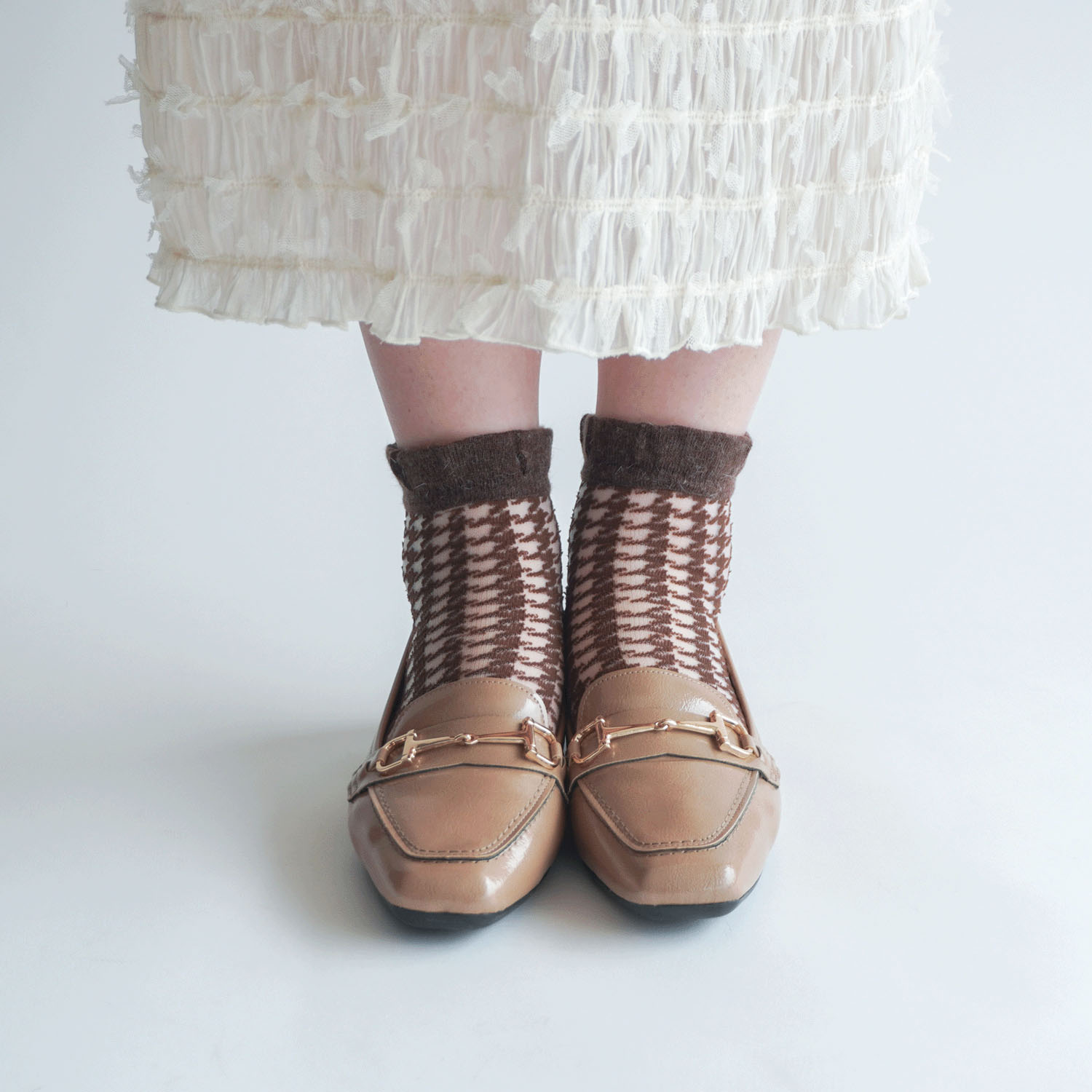 25AW新柄  シースルーソックス クルー丈 アンゴラ混 千鳥柄【在庫限り】 - 画像6