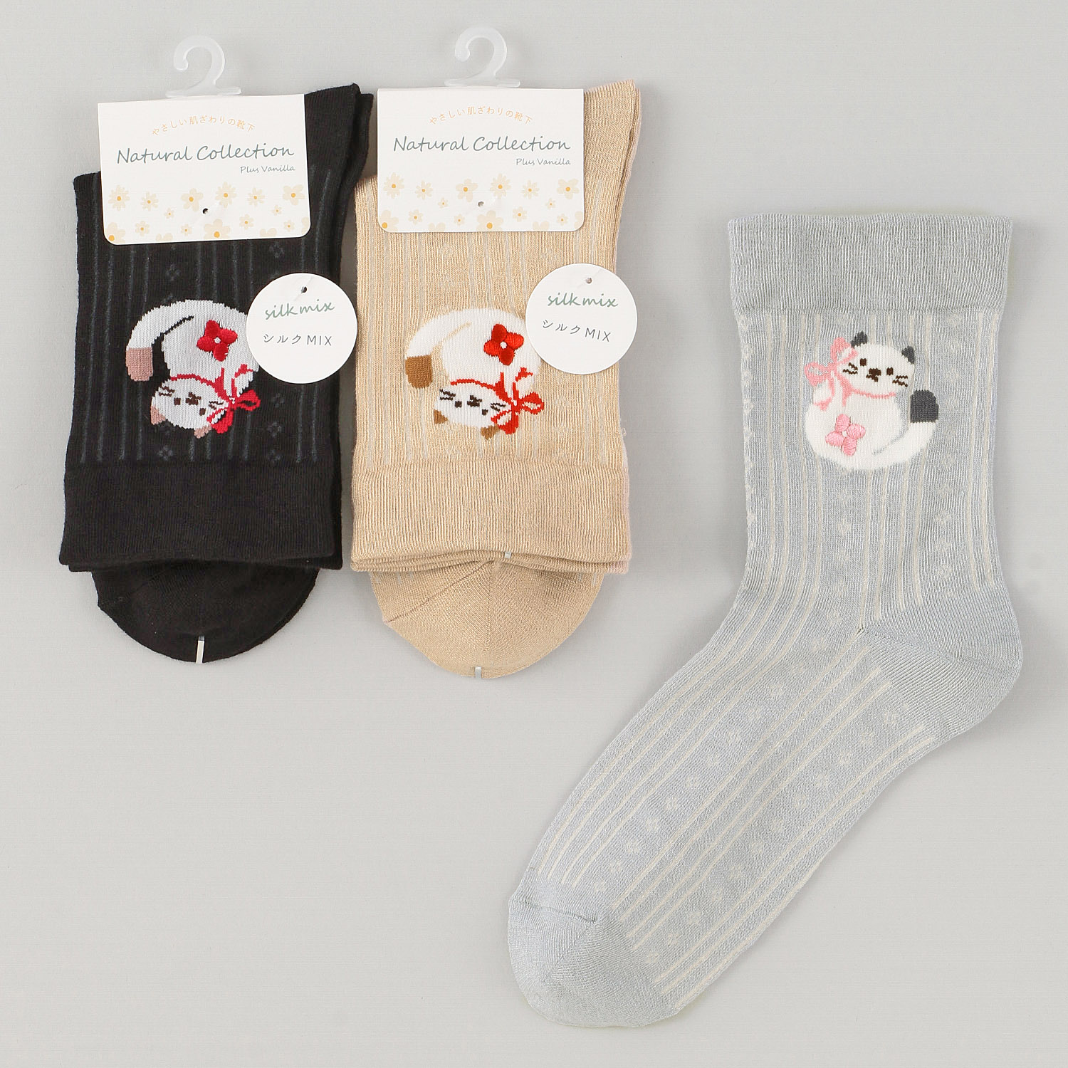 Natural Collection  クルー丈 シルクMIX ねこ柄 靴下