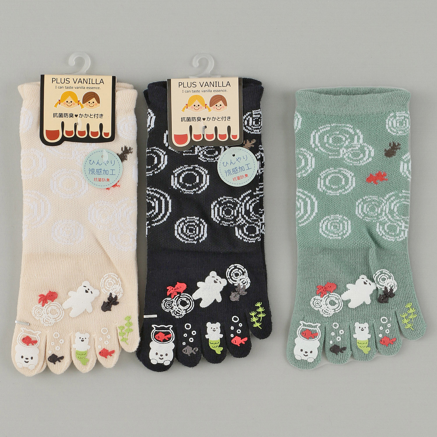 5本指 スニーカー丈涼感加工 金魚とシロクマ  ラバー付き  靴下