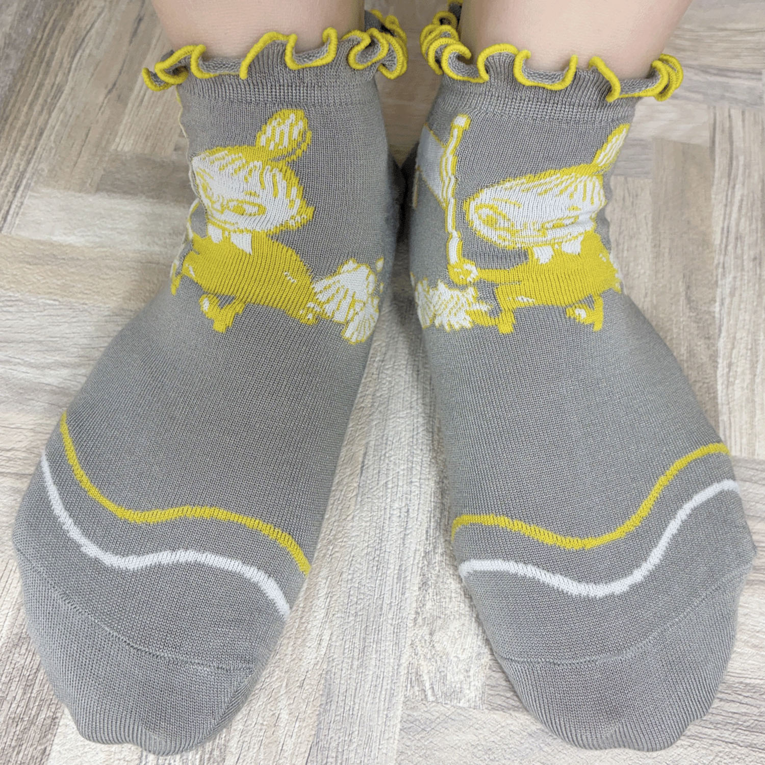 MOOMIN 冷感スニーカー丈ソックス メロウフラッグミイ柄【在庫限り】 - 画像4