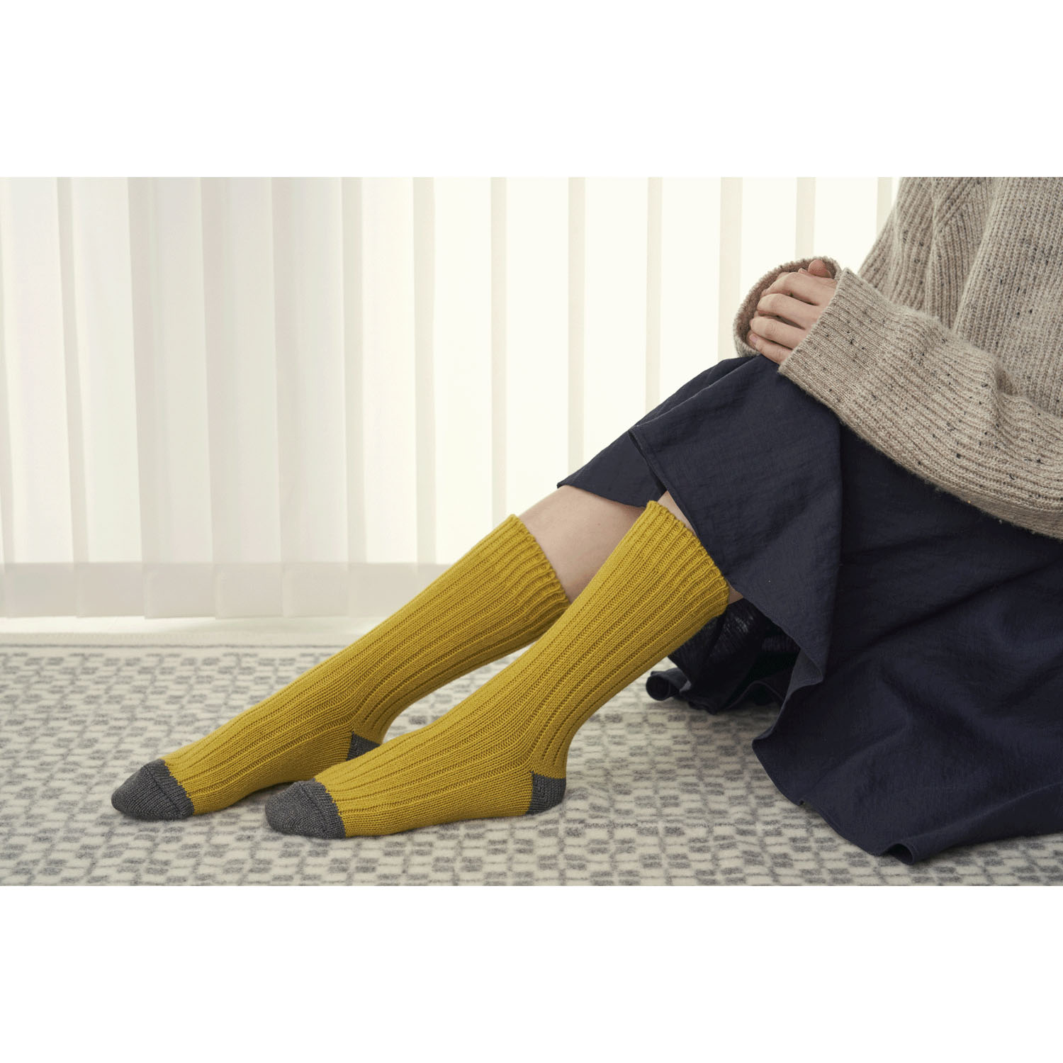 fromF low gauge rib（ローゲージリブ）クルー丈ソックス - 画像11