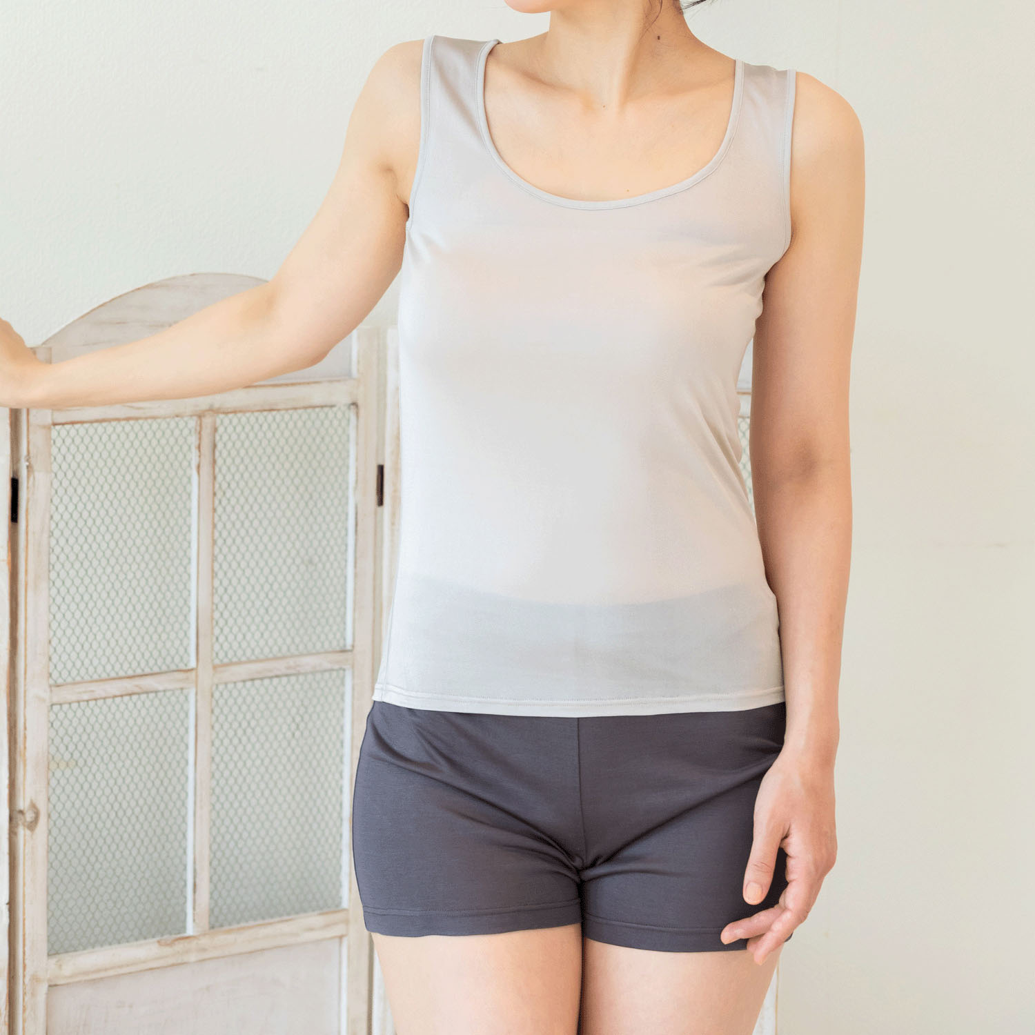 シルク タンクトップ - 画像1