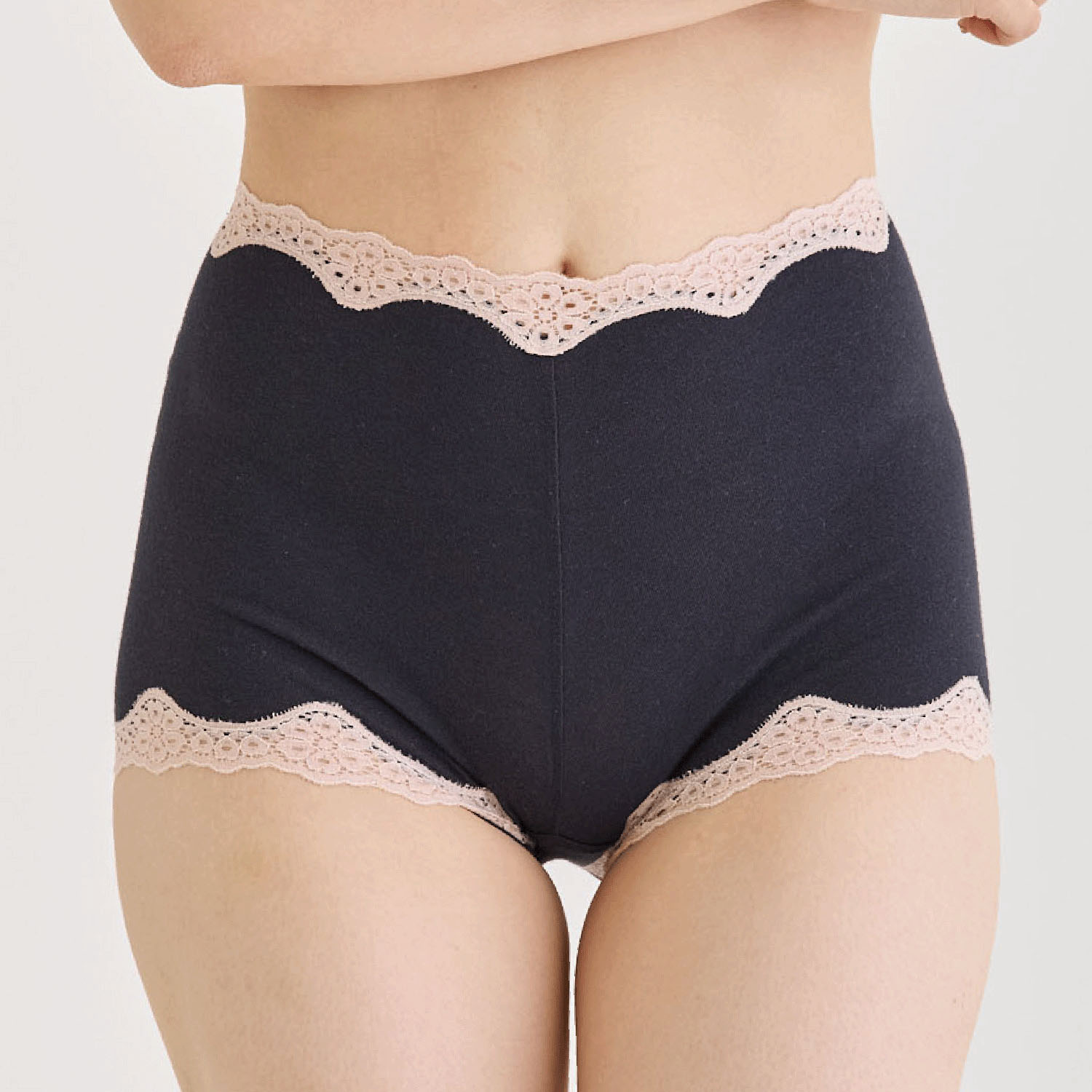 ガードル屋さんが作ったオーガニックショーツ ボーイレングス （一分丈） - 画像1