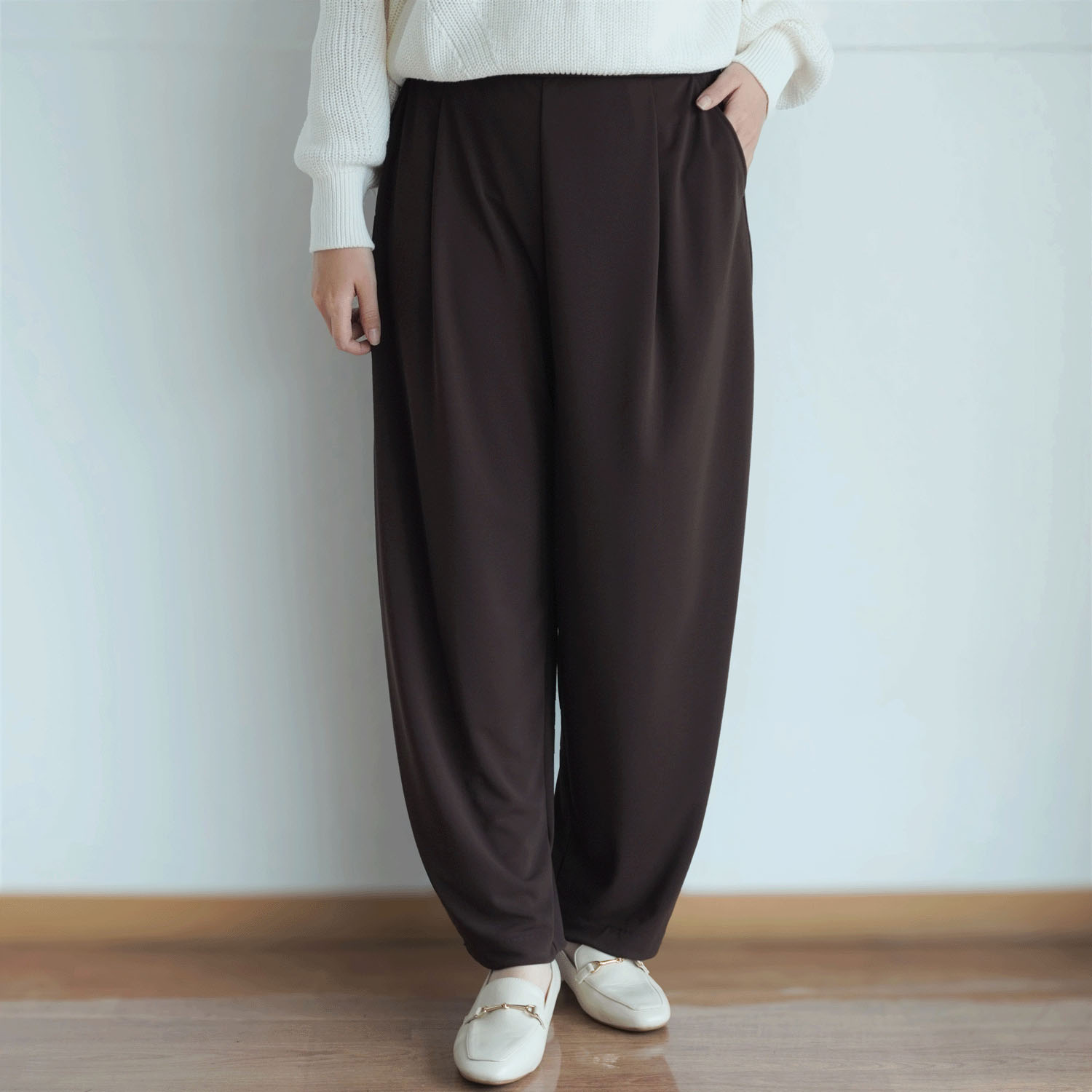 【Insta Live】タックワン ペオススムースコクーンパンツ - 画像18