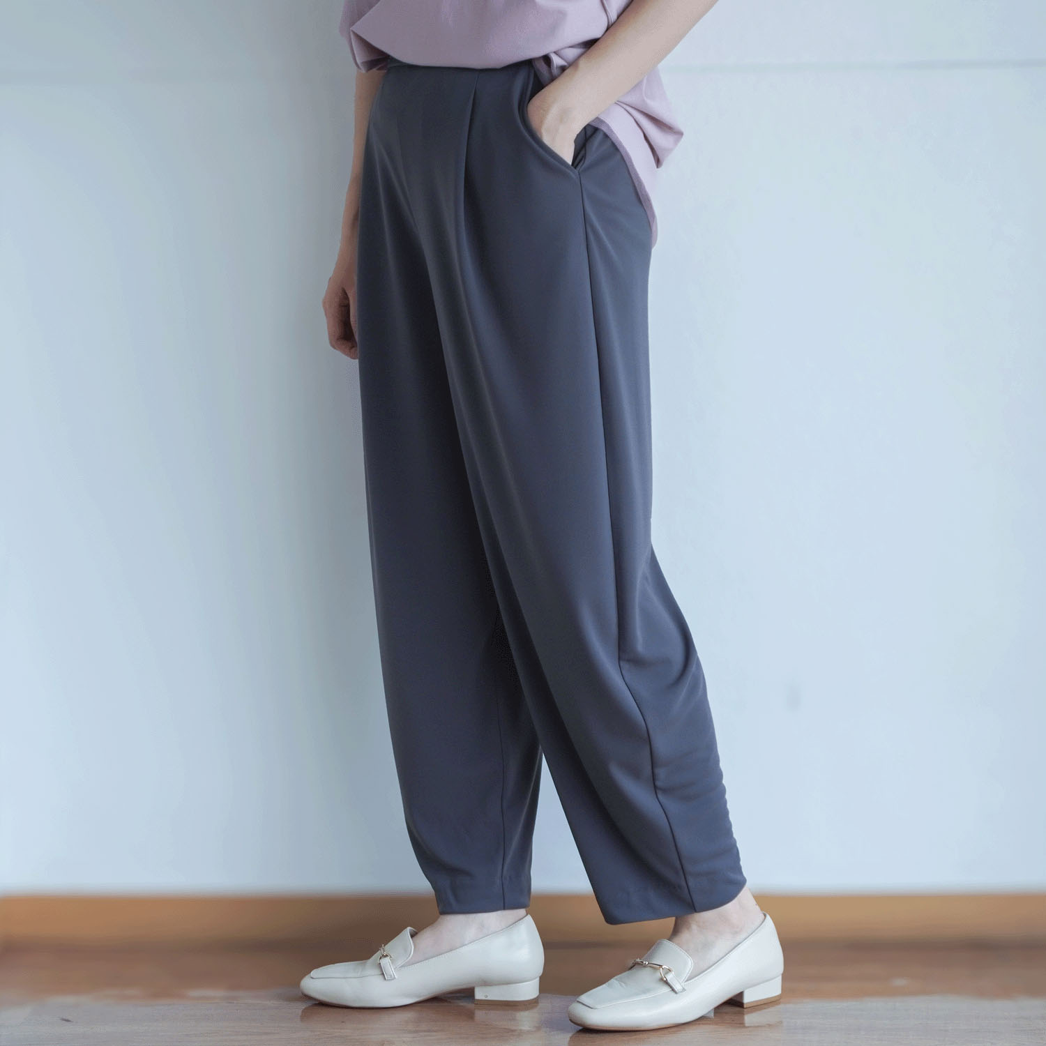 【Insta Live】タックワン ペオススムースコクーンパンツ - 画像8