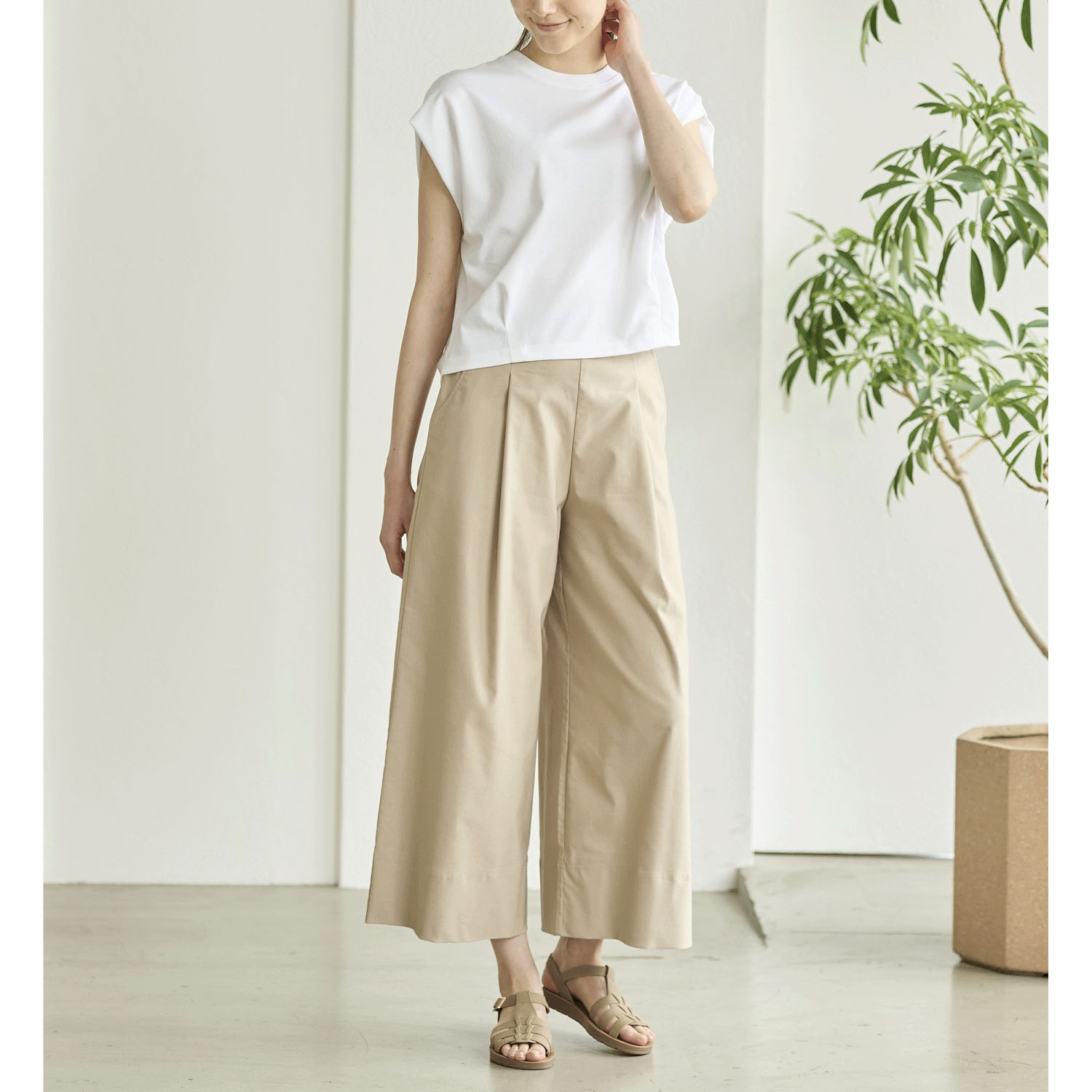 reginetta ストレッチタックワイドパンツ - 画像3