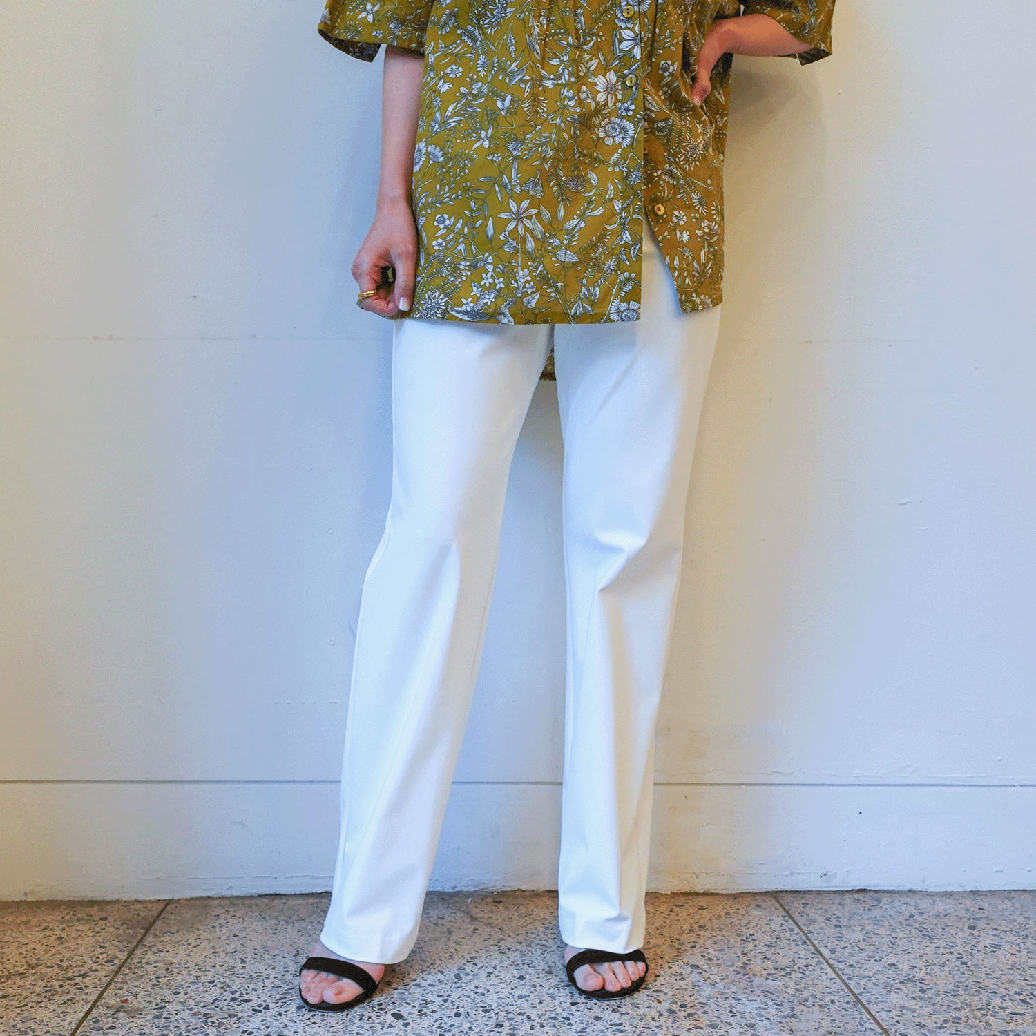 ピタッツ 白（クールセンサー） ストレート股下72cm丈 - 画像4