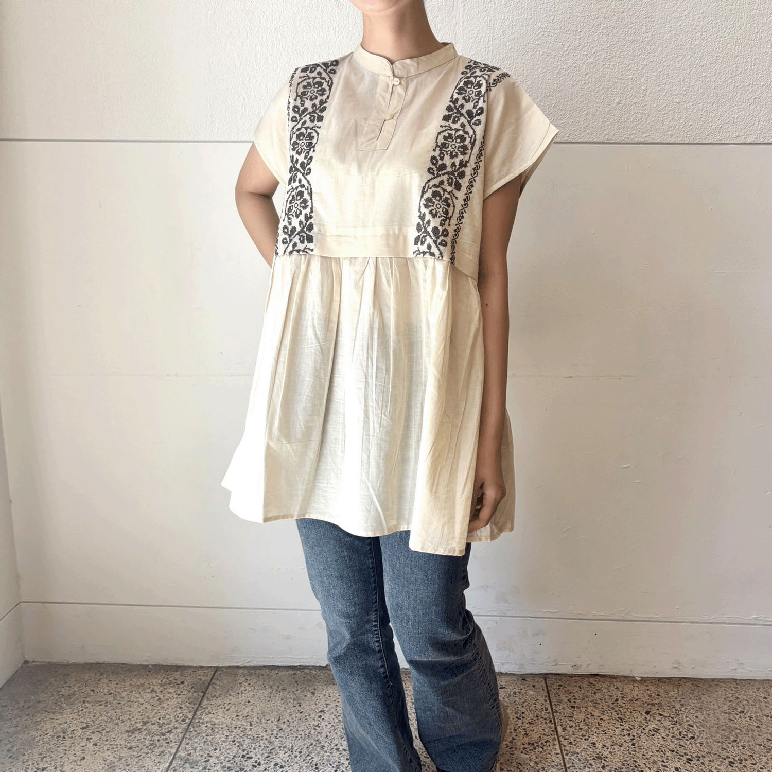 【LUPILIEN】  キャンブリック刺繍チュニック - 画像6