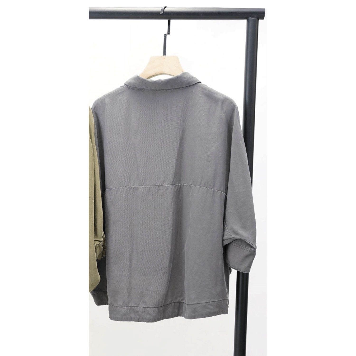 【Insta Live】33℃  バイオテンセル胸ポケとろみシャツ - 画像10