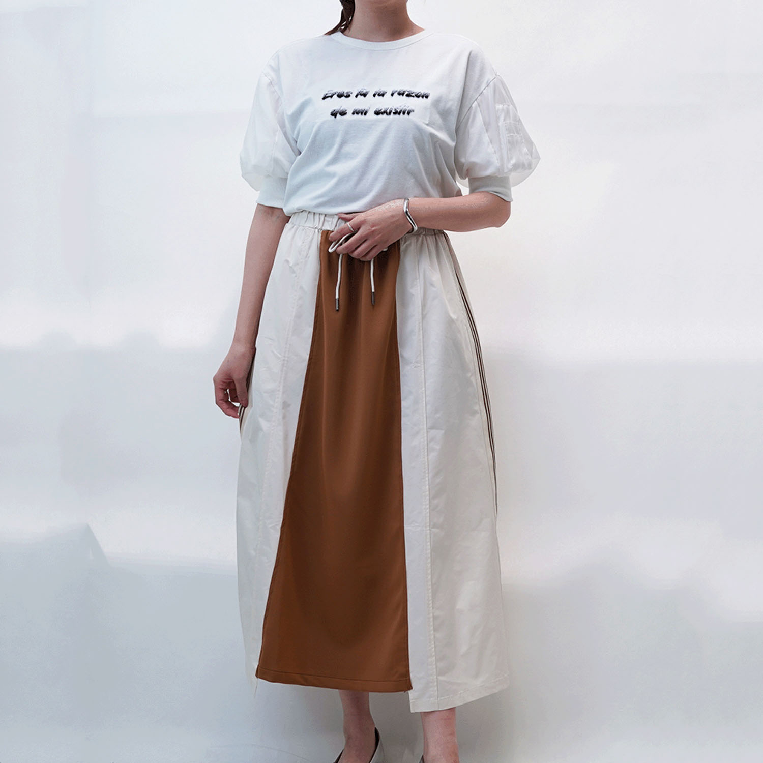 33℃ ライトポンチ×ナイロン切替サイドラインフレアスカート - 画像10