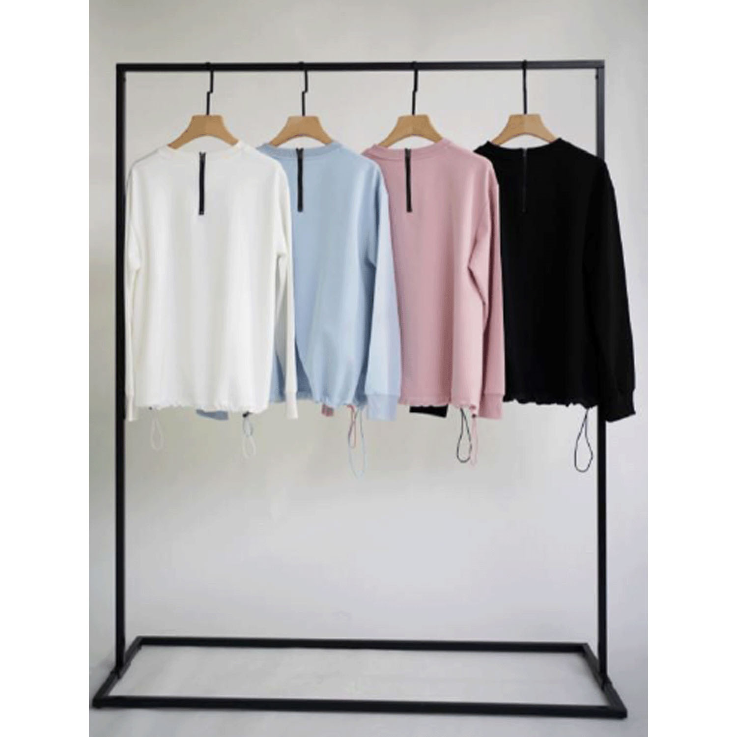 33℃ ガクブチ刺繍パッチロゴプルオーバー - 画像2