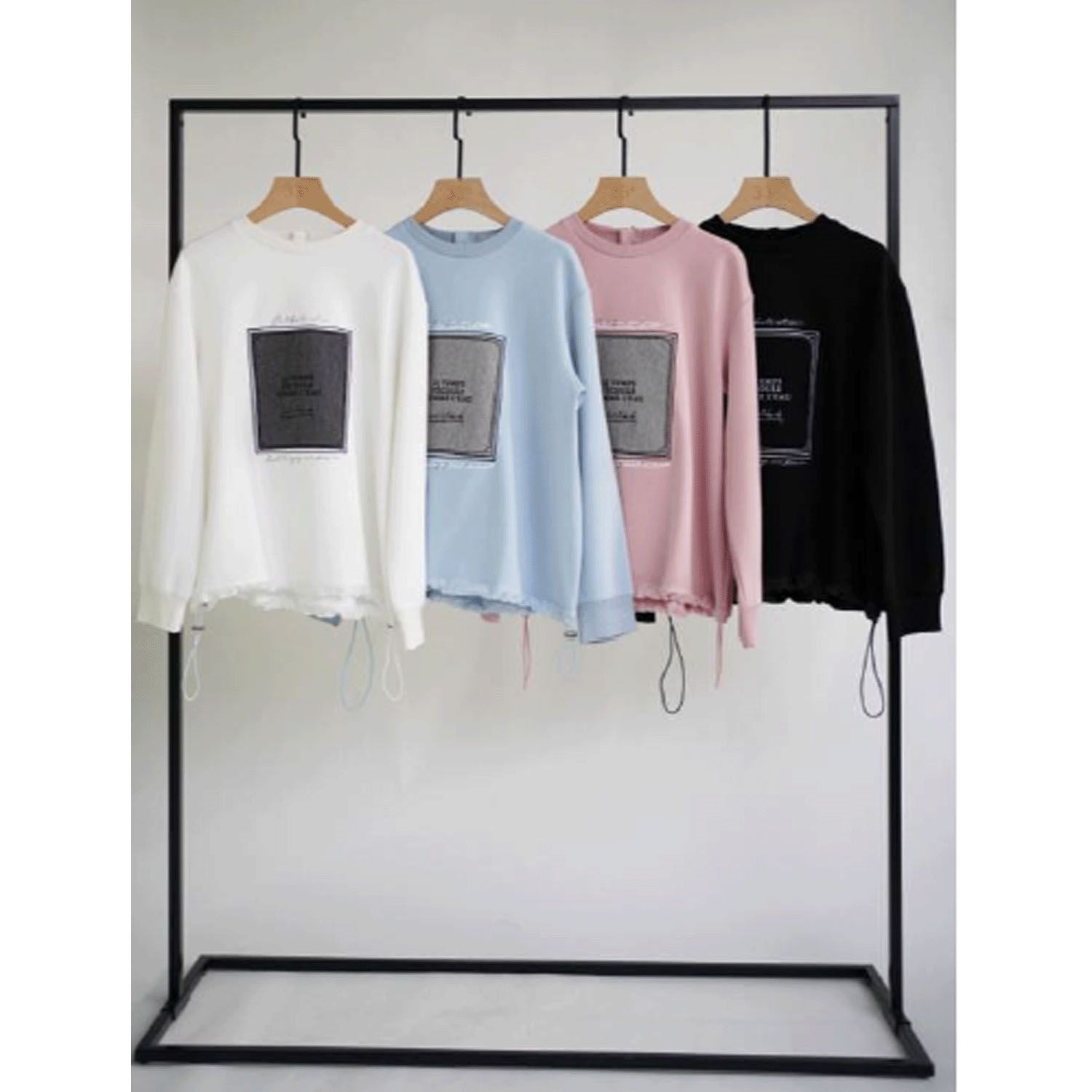 33℃ ガクブチ刺繍パッチロゴプルオーバー