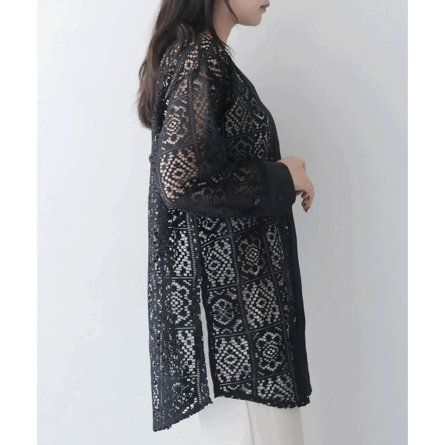 vingtrois スクエアレースシャツ - 画像3