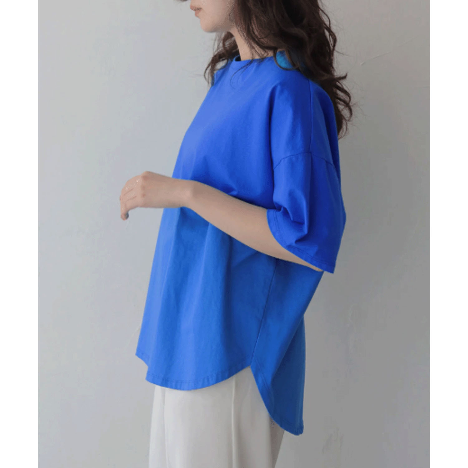 【Insta Live】vingtrois ドライタッチコットン裾ラウンドTシャツ - 画像2