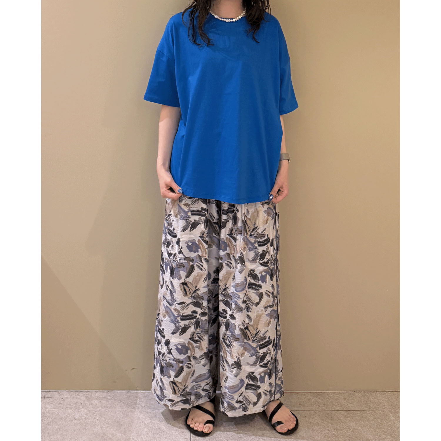 【Insta Live】vingtrois ドライタッチコットン裾ラウンドTシャツ - 画像11