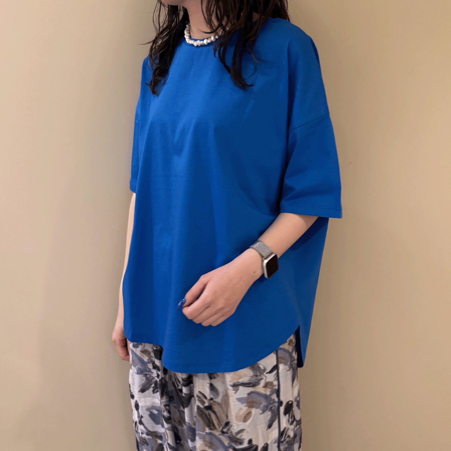 【Insta Live】vingtrois ドライタッチコットン裾ラウンドTシャツ - 画像12