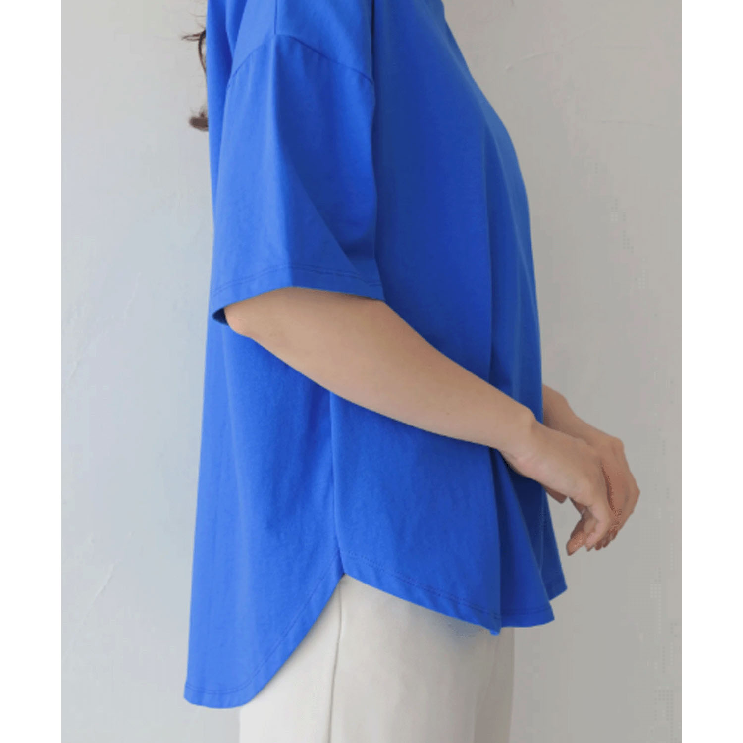 【Insta Live】vingtrois ドライタッチコットン裾ラウンドTシャツ - 画像17