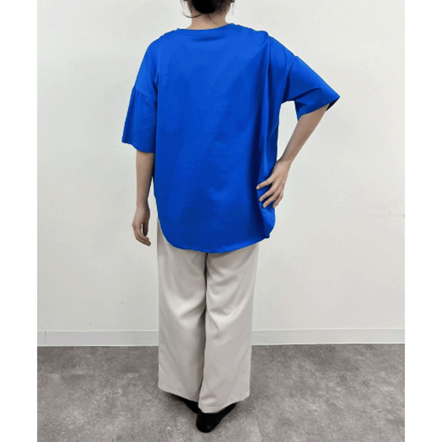 【Insta Live】vingtrois ドライタッチコットン裾ラウンドTシャツ - 画像24