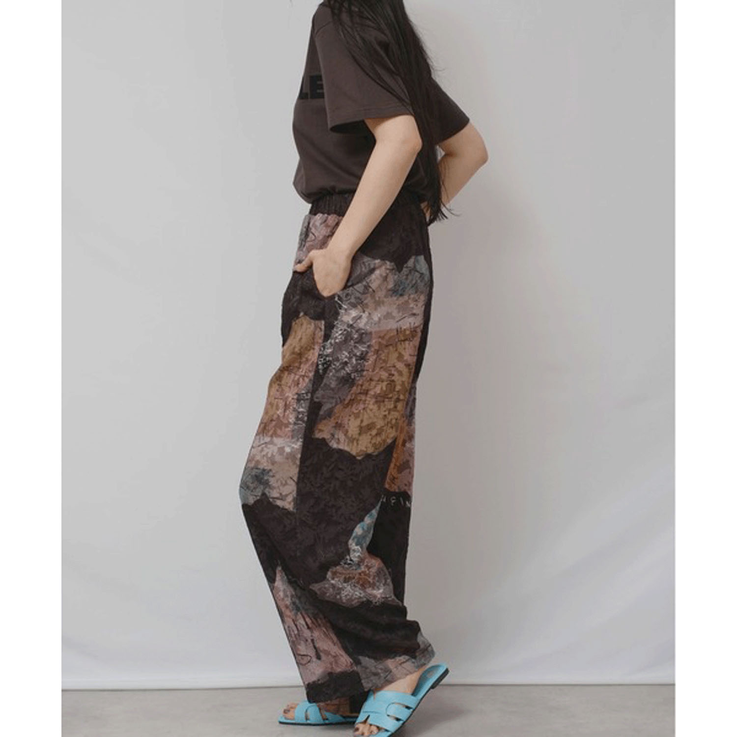 Palm Riche 風景アート柄パンツ - 画像20