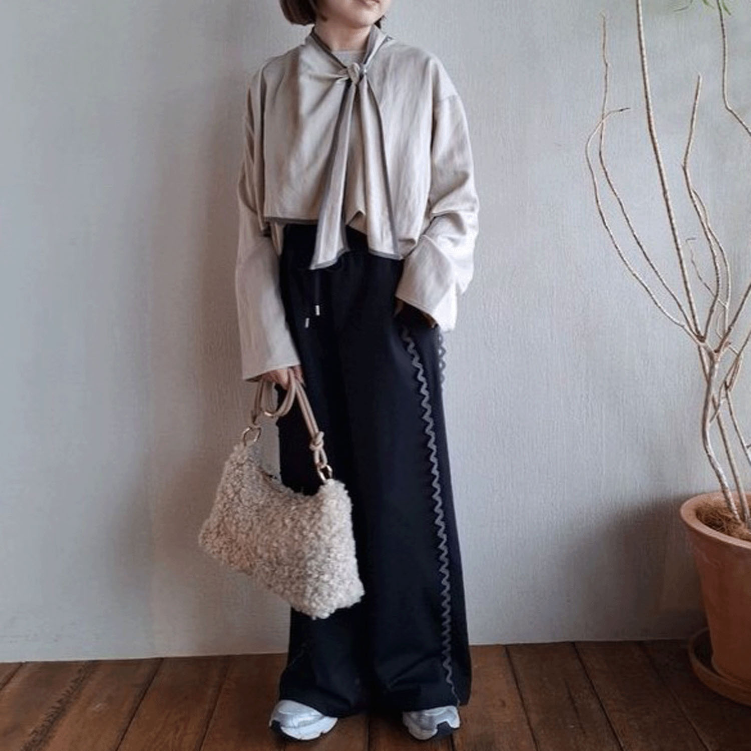 【Insta Live】ザンパ アシメボウタイカラーブラウス - 画像9