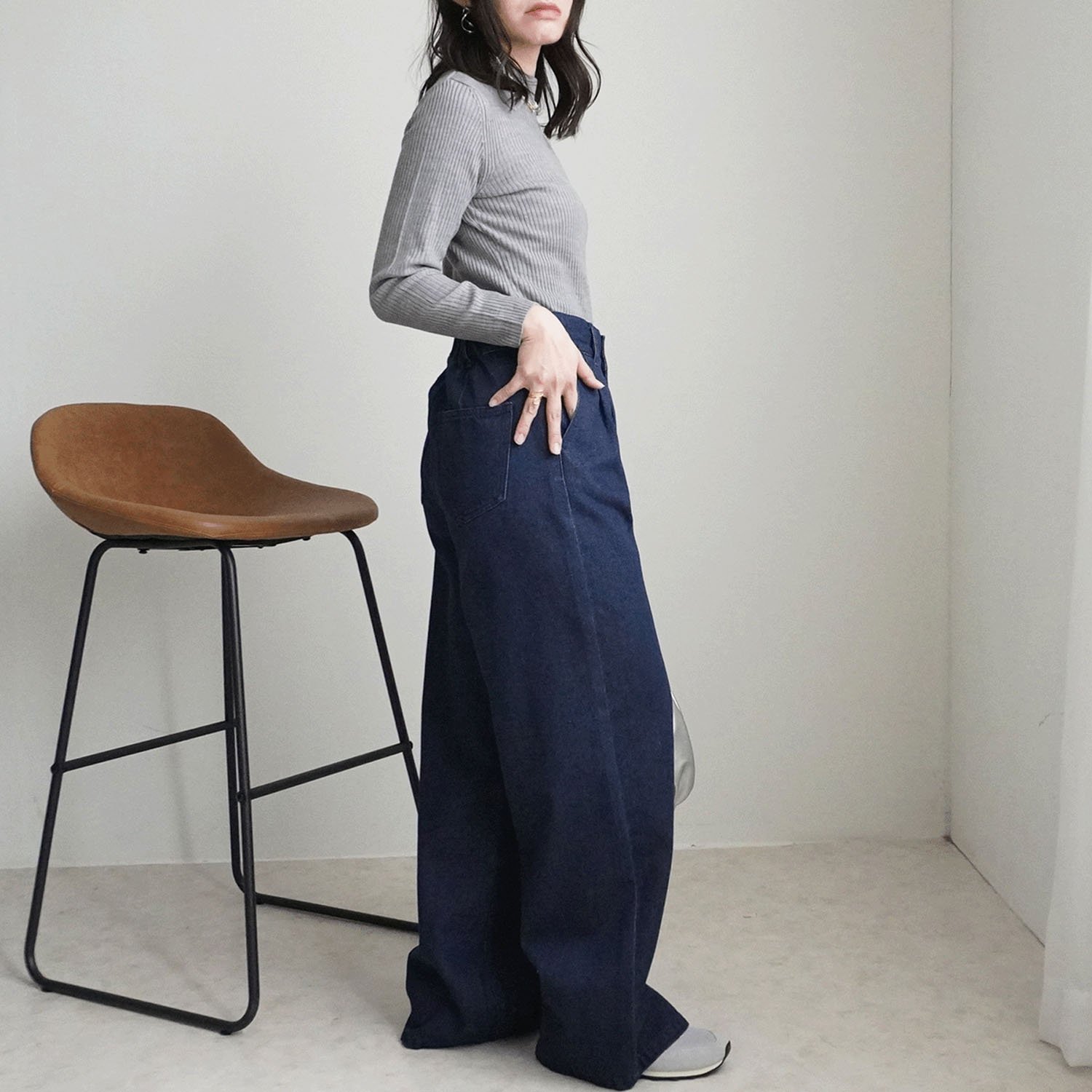 Emma デニムタックワイドパンツ - 画像11