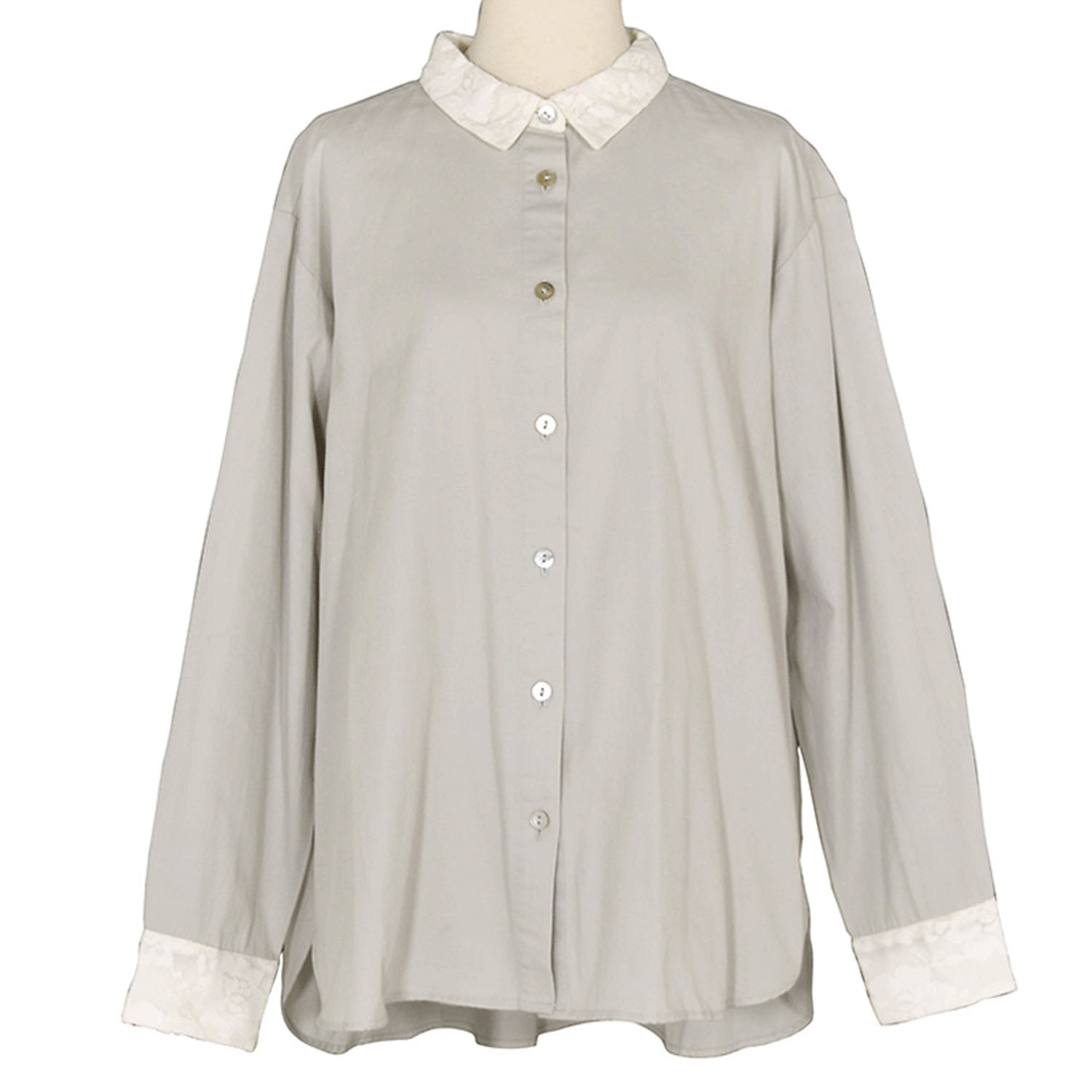 レースカラーブラウス